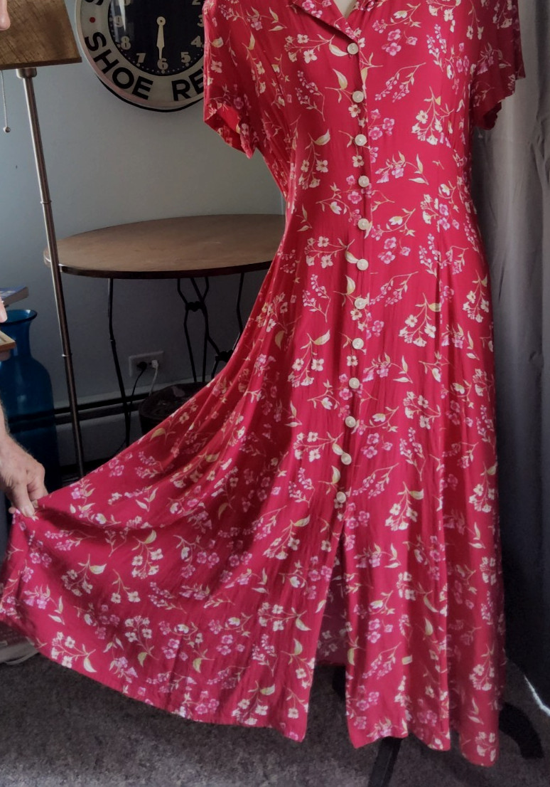 VTG RED FLORAL 1940s STYLE DAY DRESS Retro 90s Rayon. Tea Length Swingy Sz 14/16