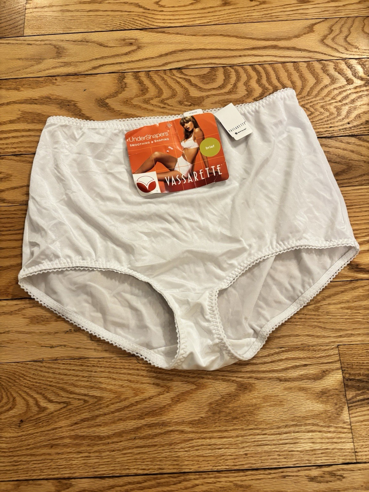 3X Vassarette Undershapers Panties Smoothing & Shaping 40001 White Satin NOS