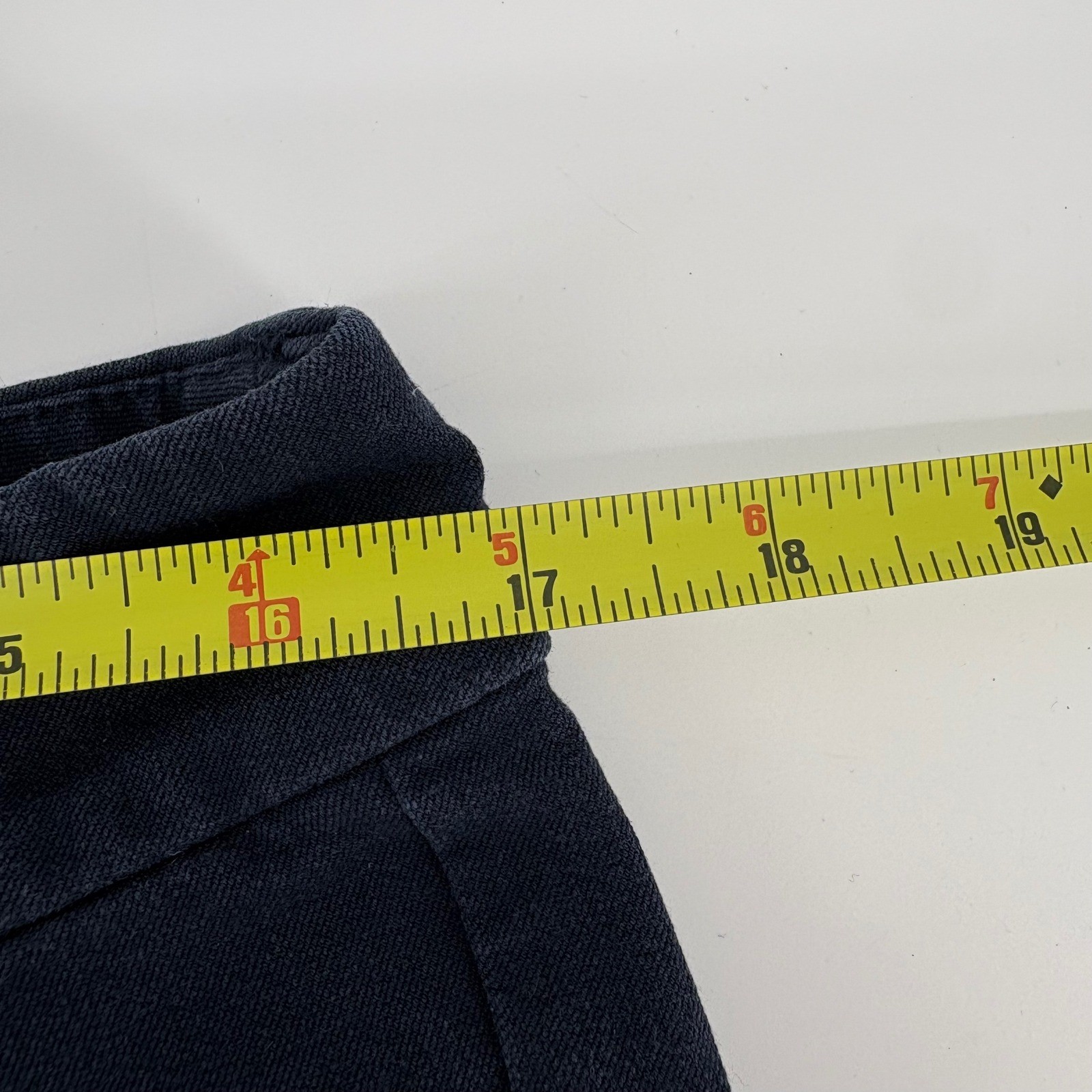 Old Navy Women&rsquo;s Pixie Never-Fade Capri Pants Navy Blue Size 12 Regular Preowned