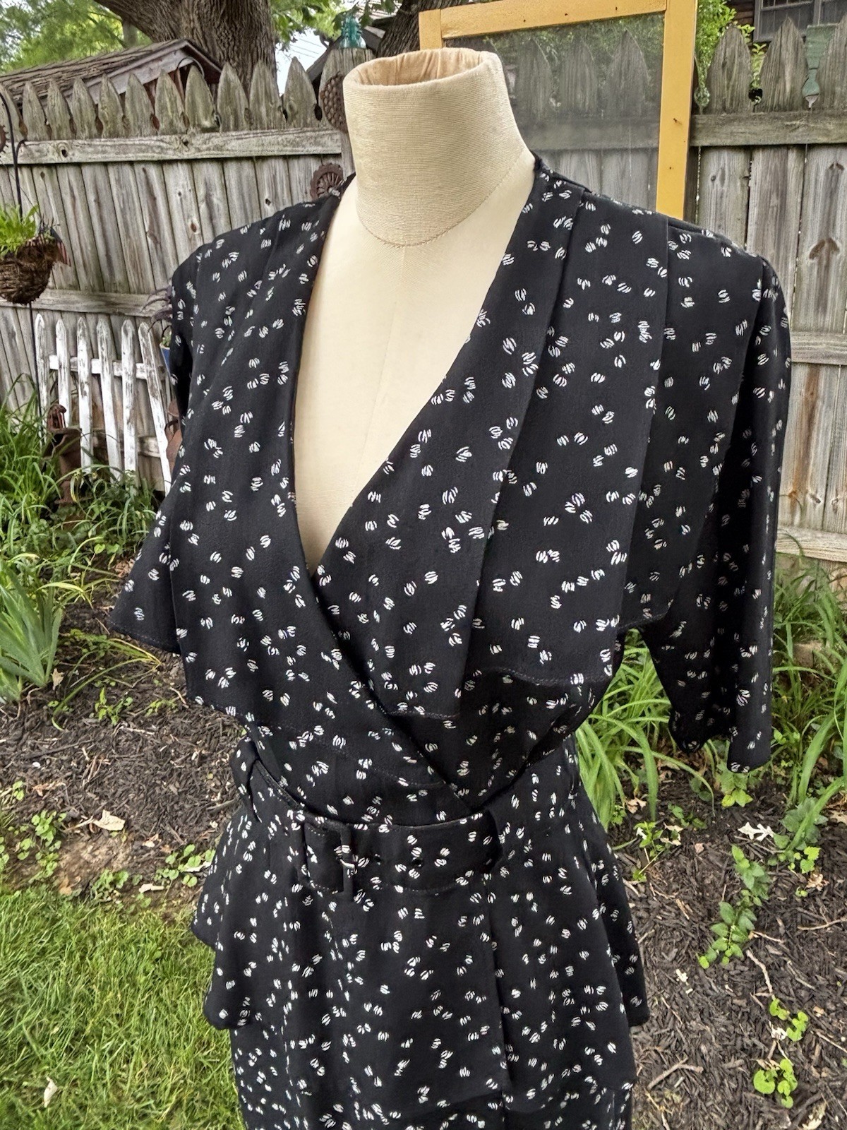 VTG Black Dress OOPS CALIFORNIA 80s does 40s Peplum Belt Sz 7/8 36x28x36&Prime;