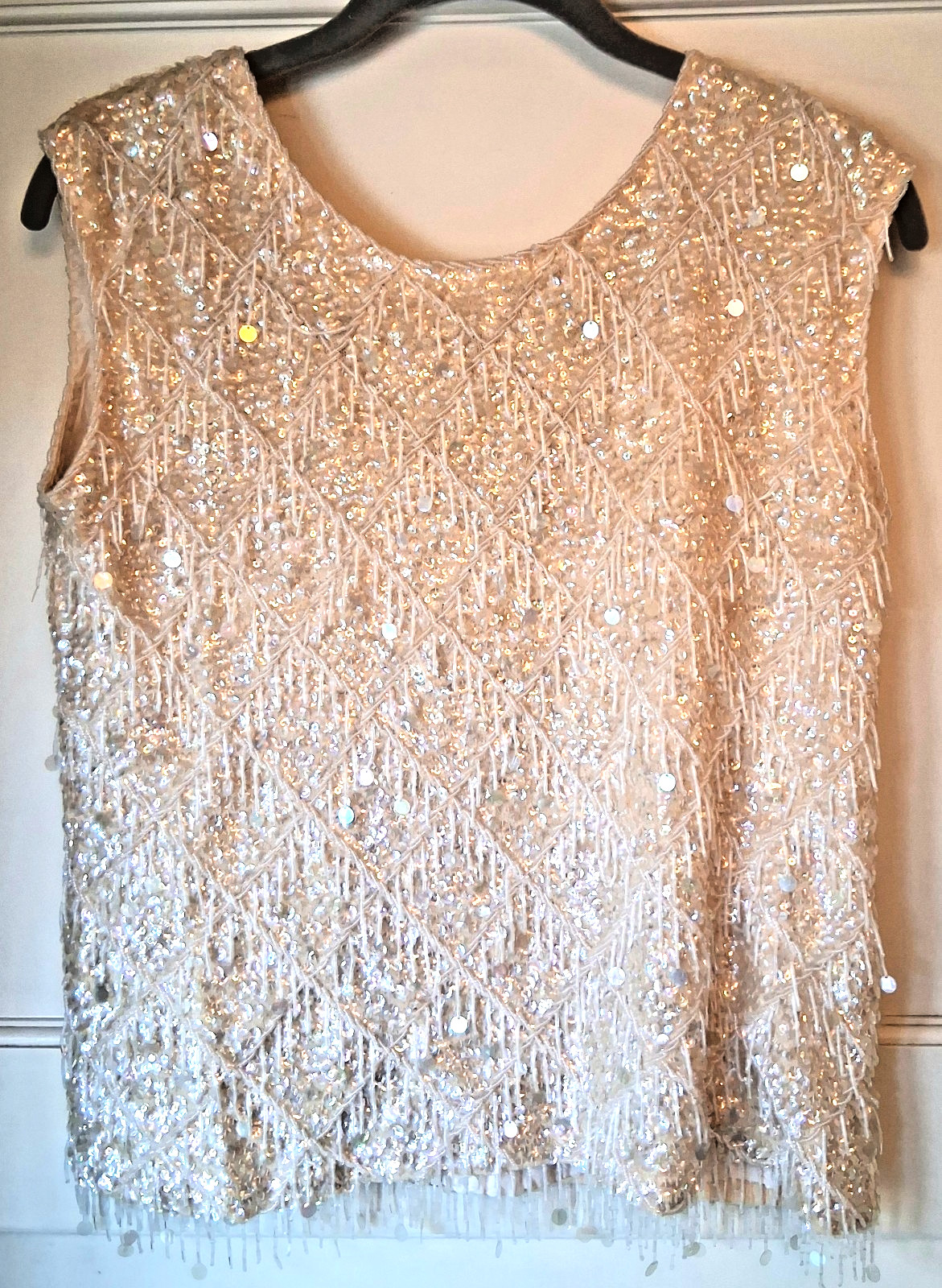 Vintage Womens Ivory Iridescent Sequin Beaded Knit Tank Top Hand Made HONG KONG