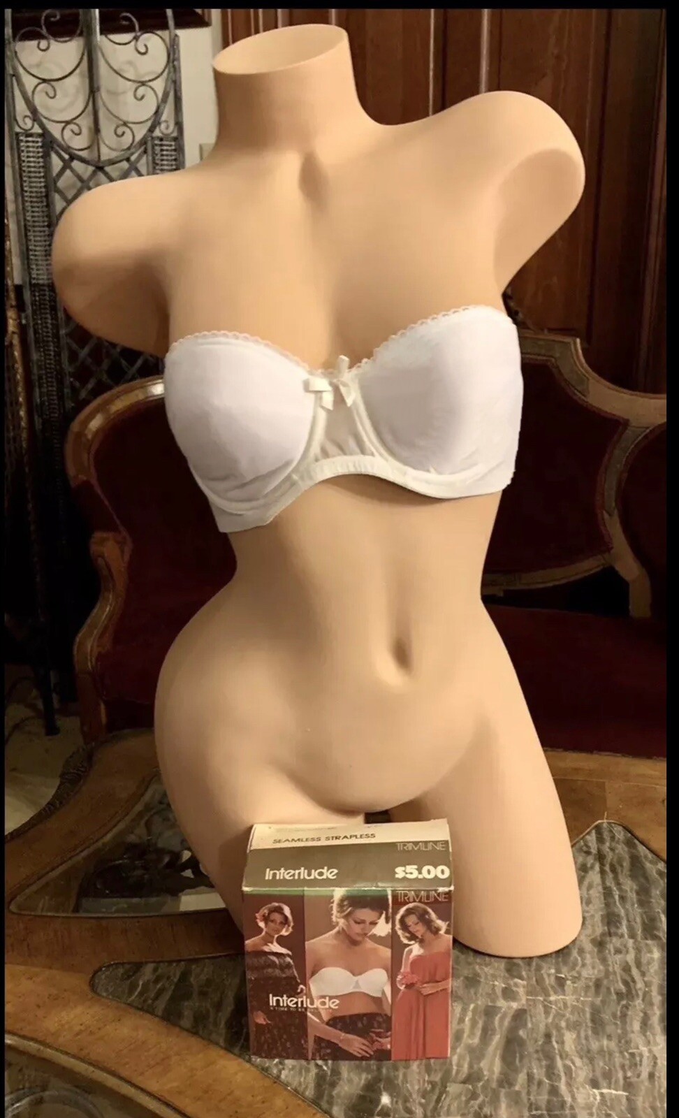 Vintage Strapless Bra White Underwire Seamless Nylon Lycra Spandex 1970s NEW 32C