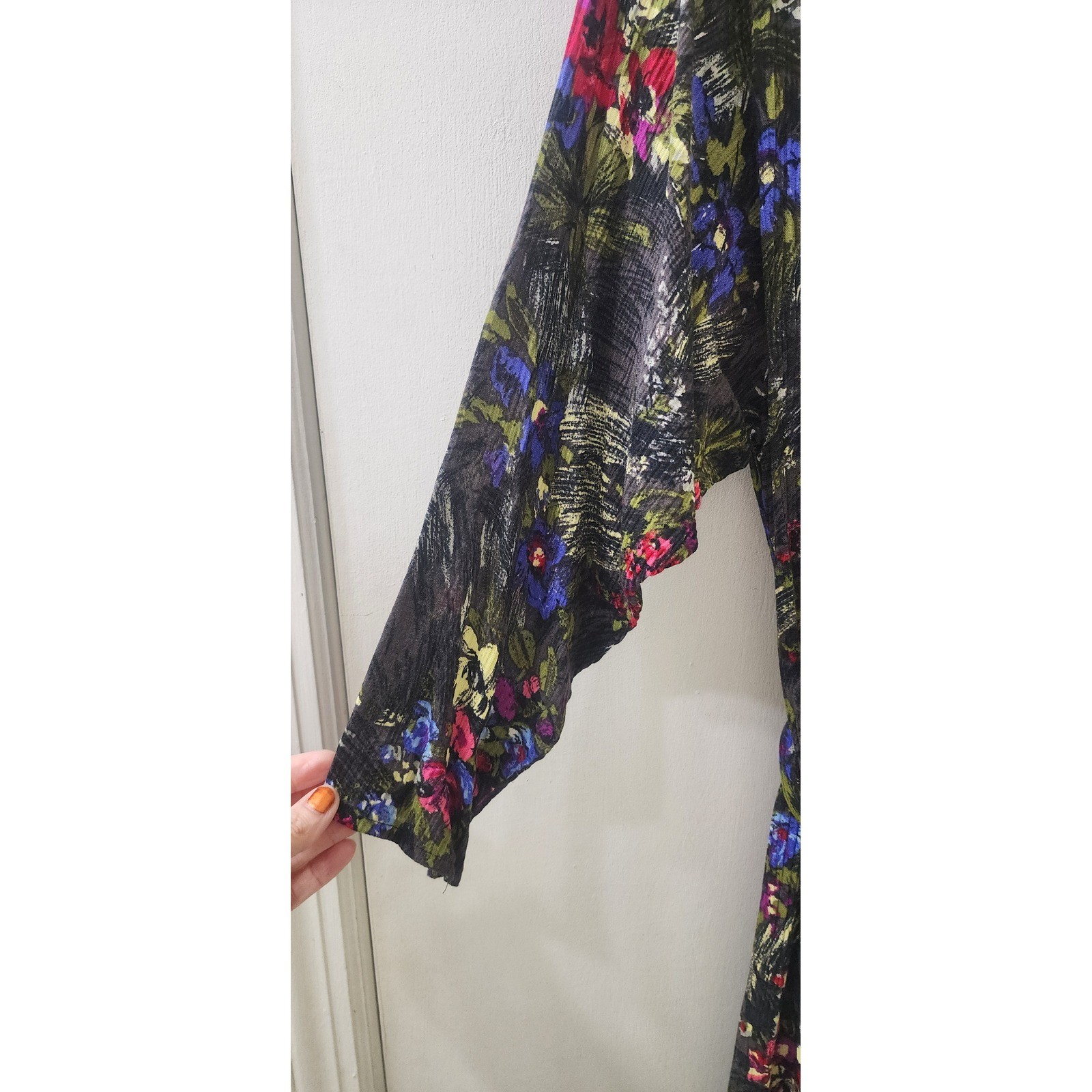 Vintage Oscar Too! Women Floral Rayon Button Front Midi Dress Belted Black Sz 10