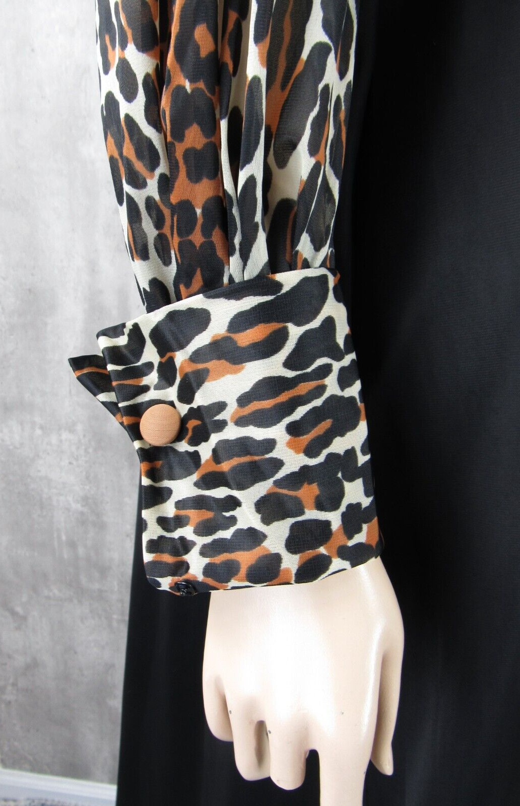 Vintage Vanity Fair Leopard Print French Cuffs Robe Hostess Dress Maxi Kaftan