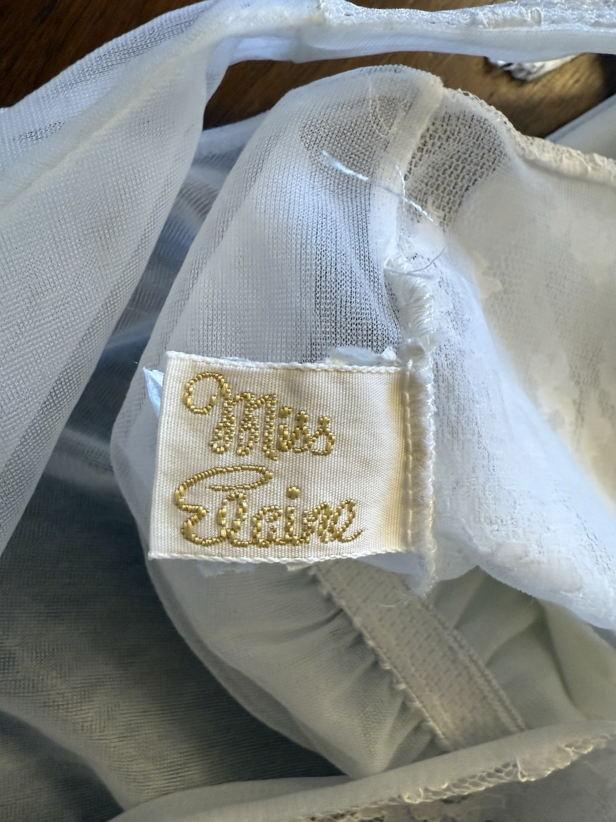 Miss Elaine Vintage Long Nylon & Lace Trim White Layers Nightgown Bridal Small?