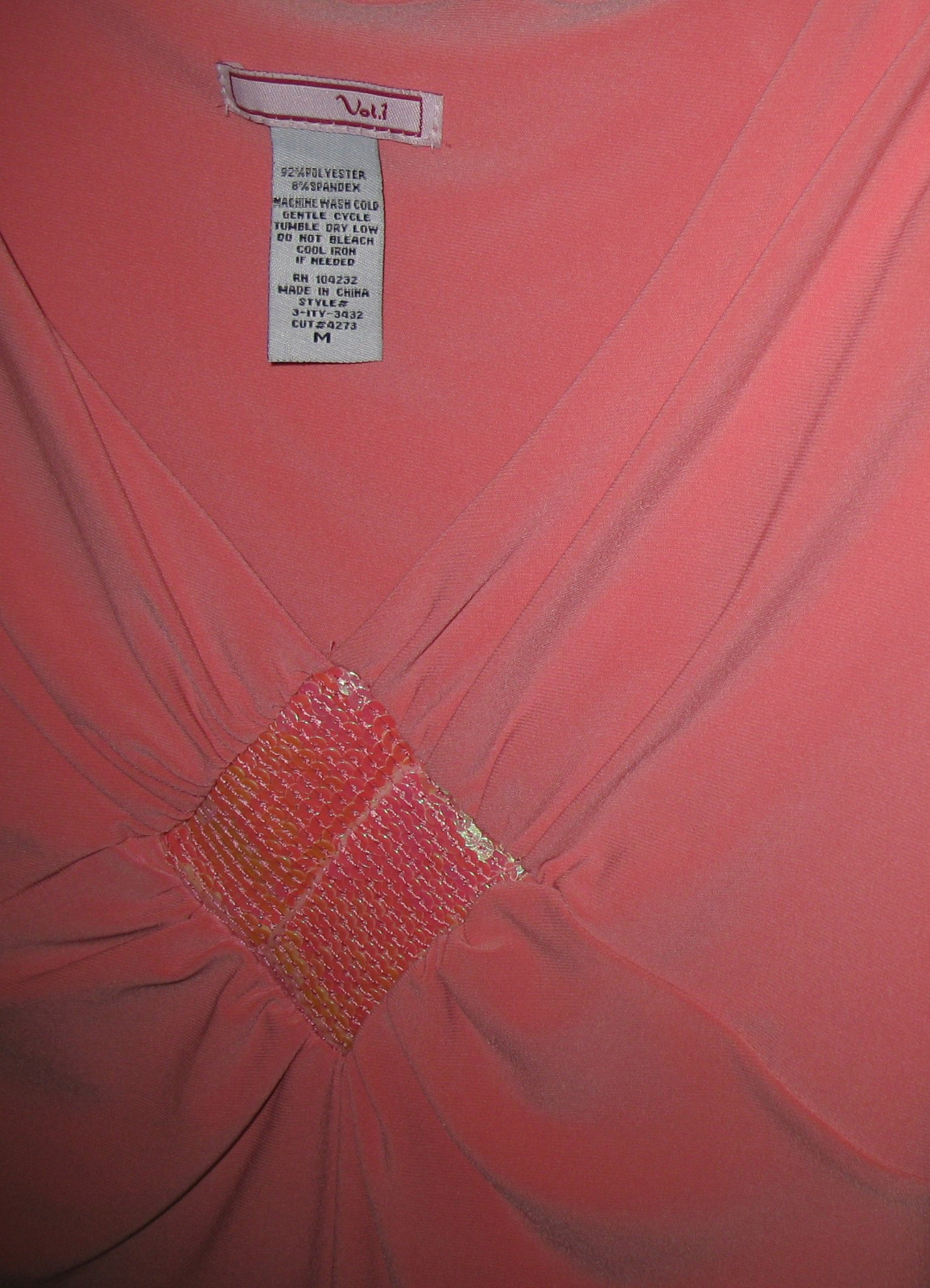 VINTAGE Volume One Vol 1 Peach Sequin Center V-Neck Sleeveless Blouse Top Medium