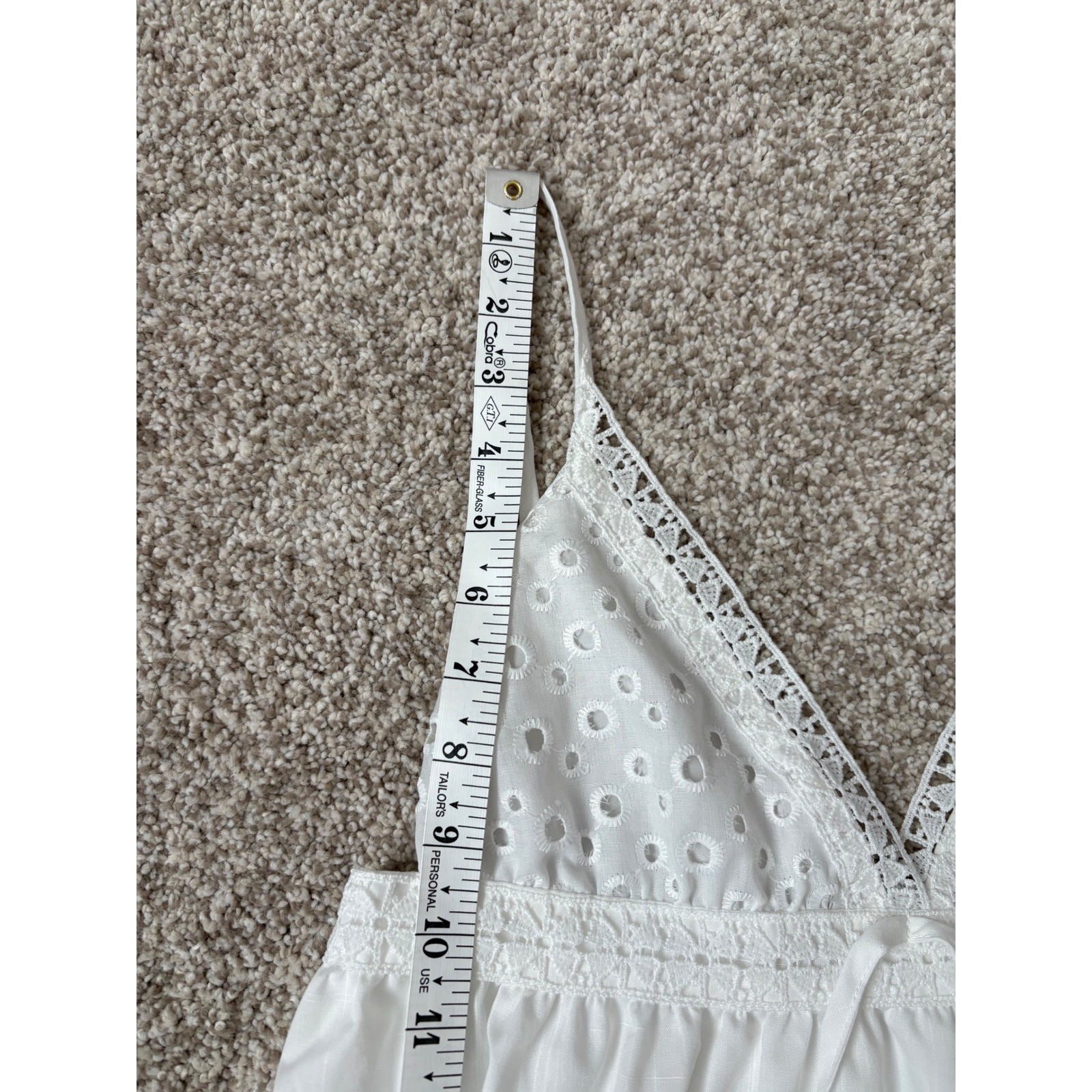 White Eyelet Lace Tiered V-Neck Spaghetti Strap Coquette 90&rsquo;s Y2K Babydoll XS