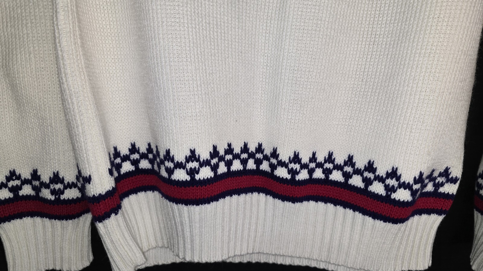 Vintage J. C. Penney Acrylic Snowflake Sweater Size Medium 70&rsquo;s-80&rsquo;s