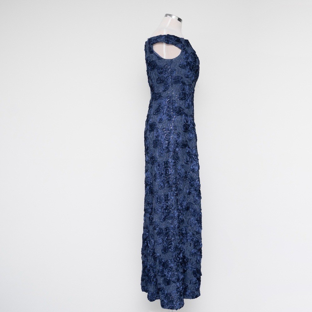 Alex Evenings – Off-The-Shoulder Sequined Lace Gown