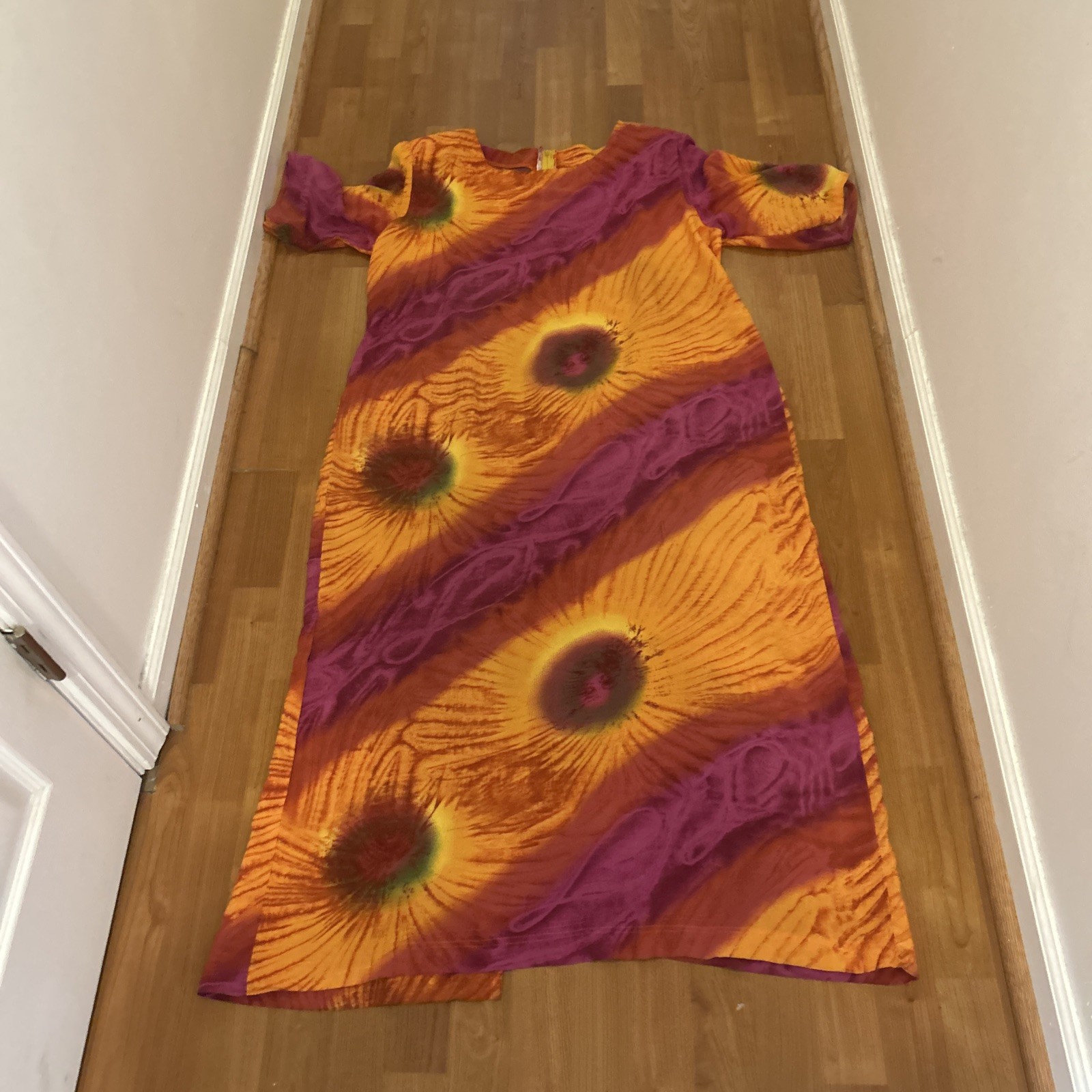 1980’s Homemade Psychedelic Sunburst Caftan Hippie Tye-dye Maxi Dress S-22-24W