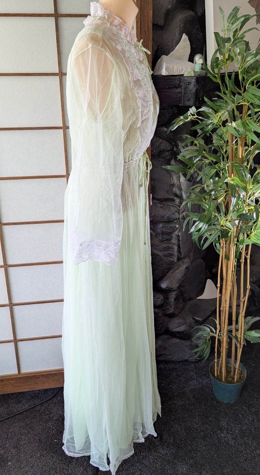 Vtg 1970s Miss Elaine Peignoir Set Long Mint Green Chiffon Lace USA Large NOS