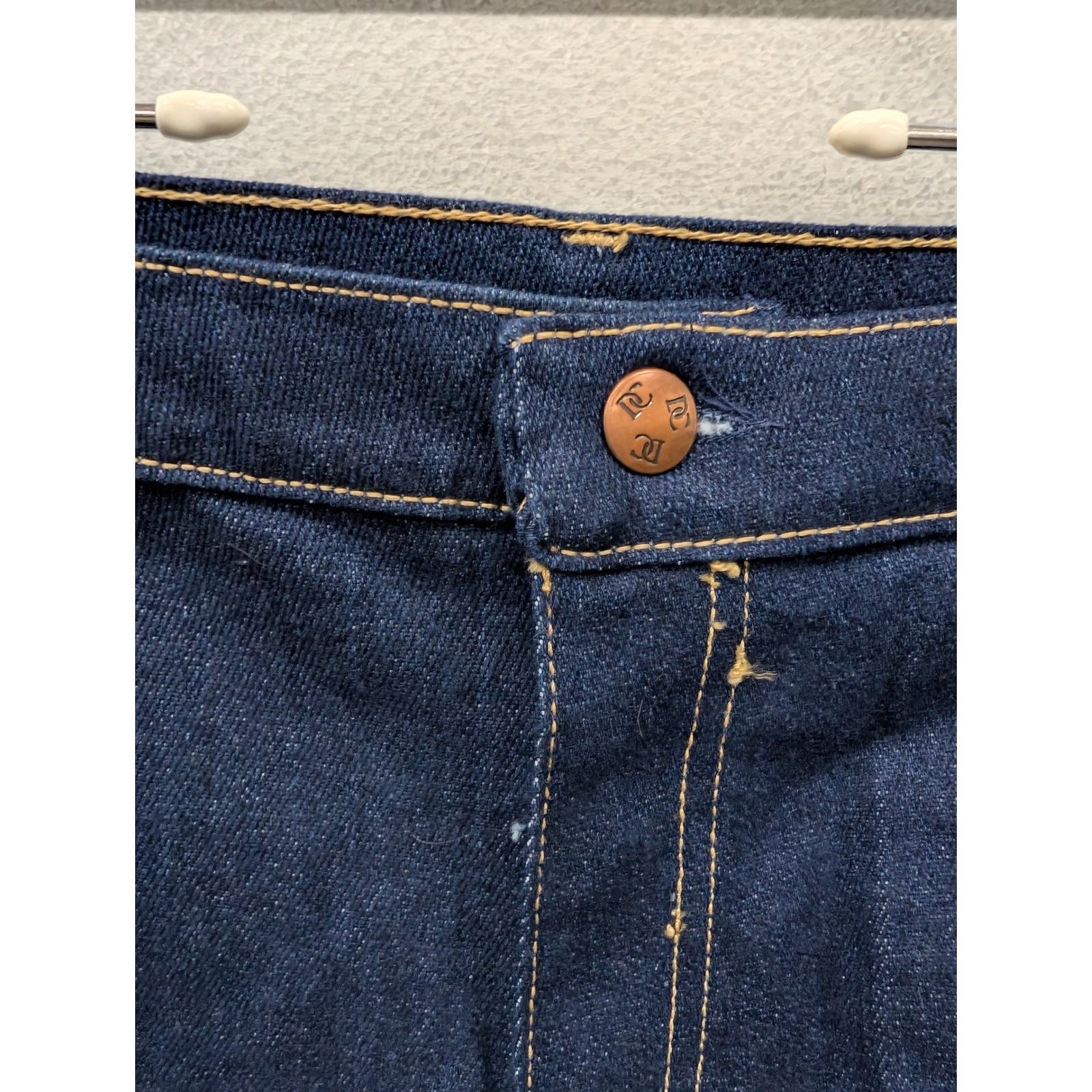 Vintage Dee Cee High Waisted Raw Hem Indigo Denim Jeans Made in USA Size 17/18