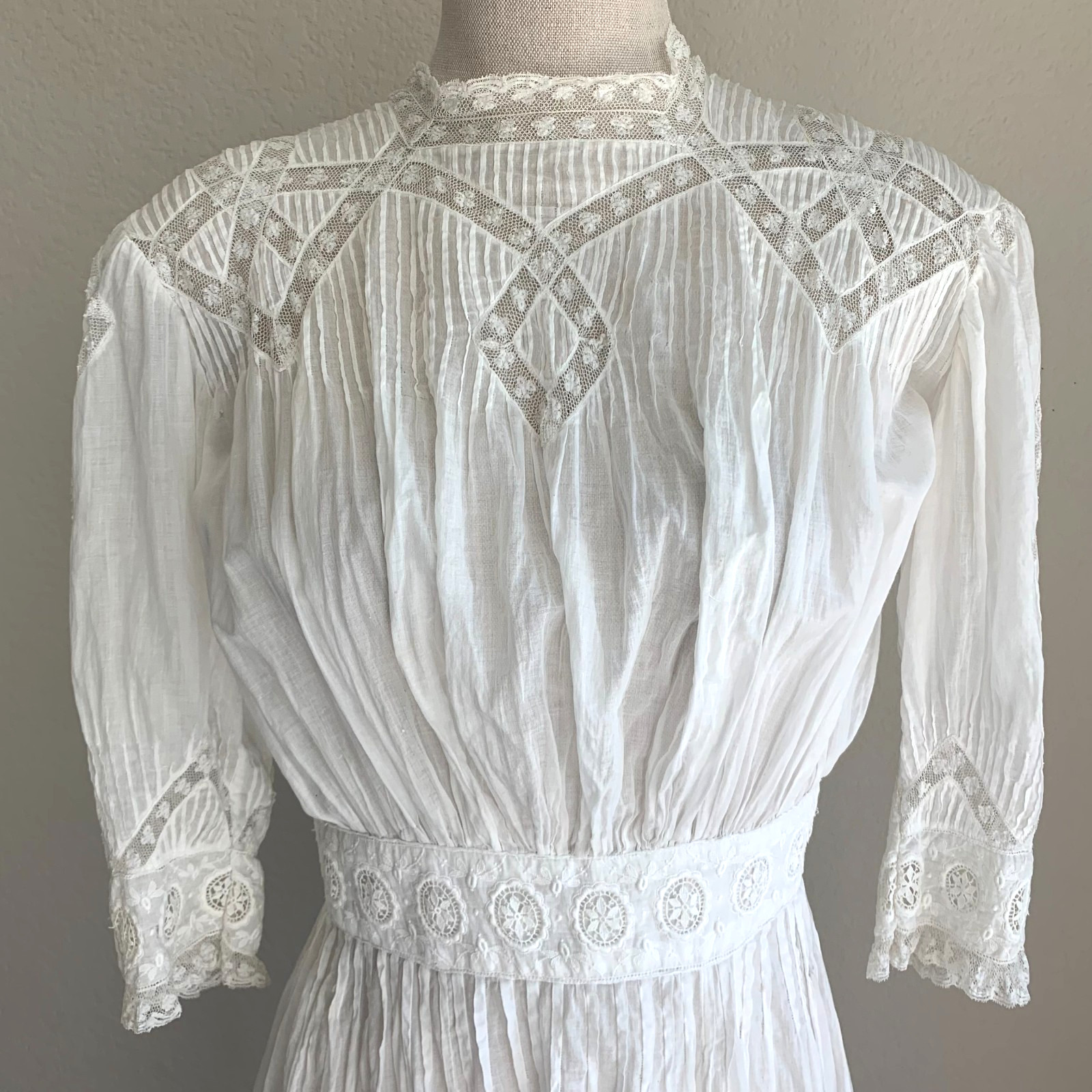Antique Edwardian White Cotton Lace Lingerie Tea Dress 2XS Maxi Lawn Gown VTG