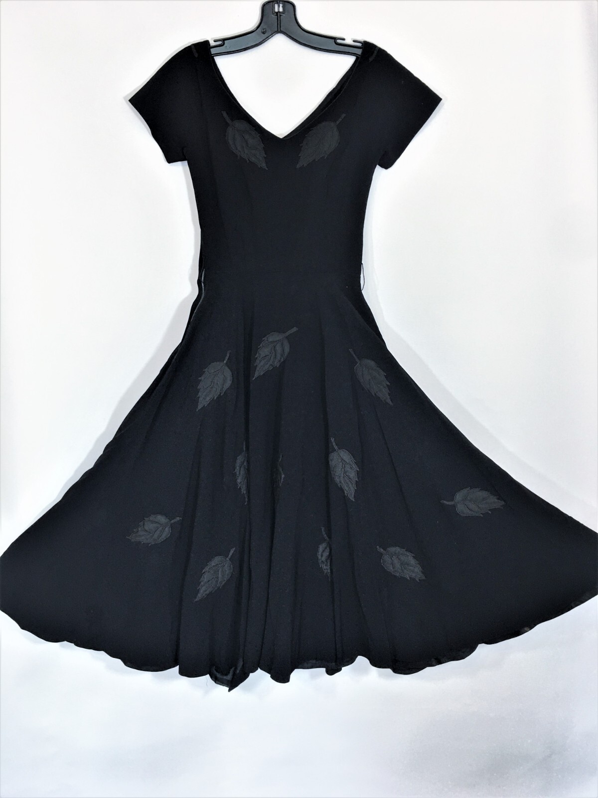 Vintage 50&rsquo;s-60&rsquo;s David Roth Black Evening Dress Embossed Leaves Mrs Maisel!