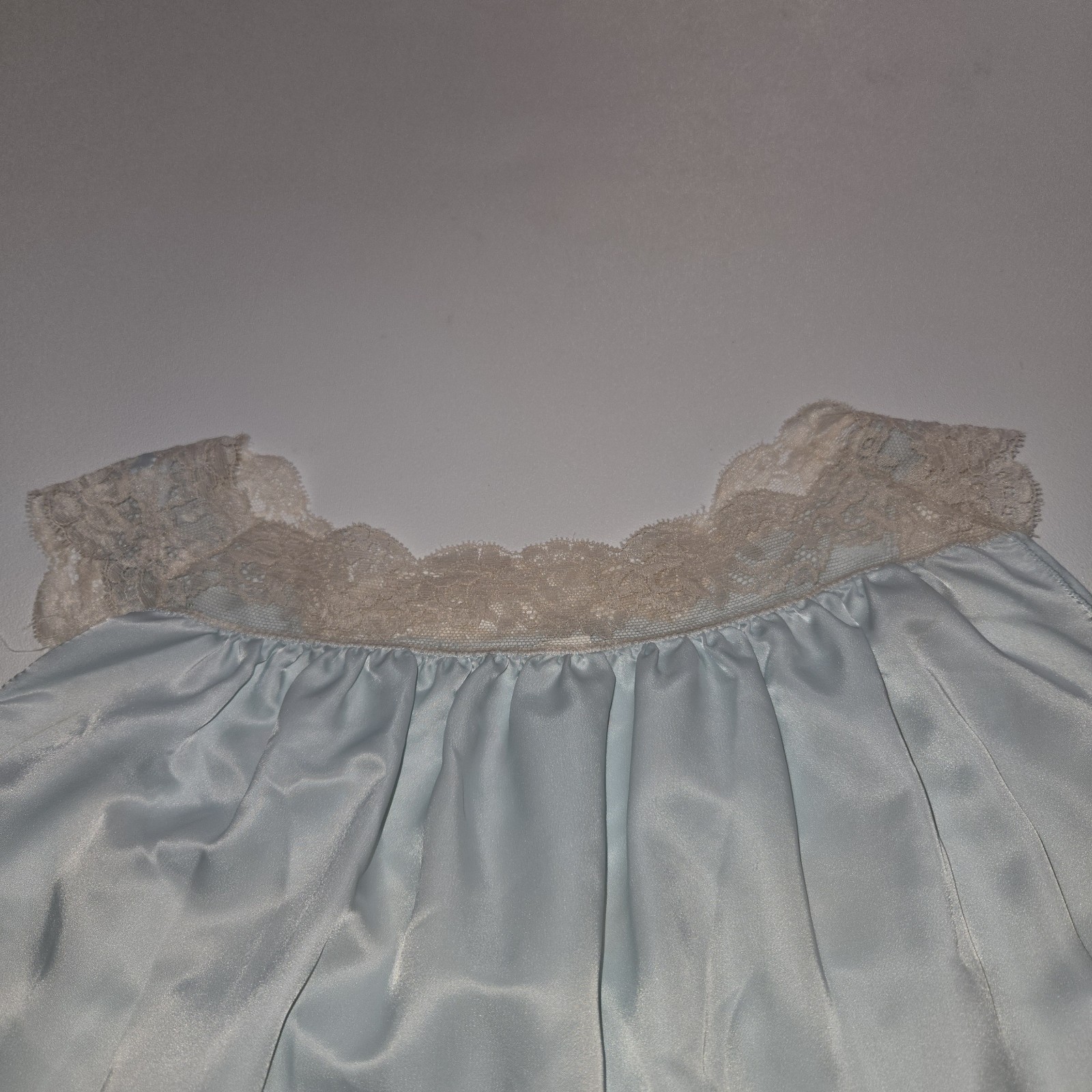 Vintage Barbizon Laurel Nightgown Small Blue Lace Trim Floral Satin De Lys Nylon