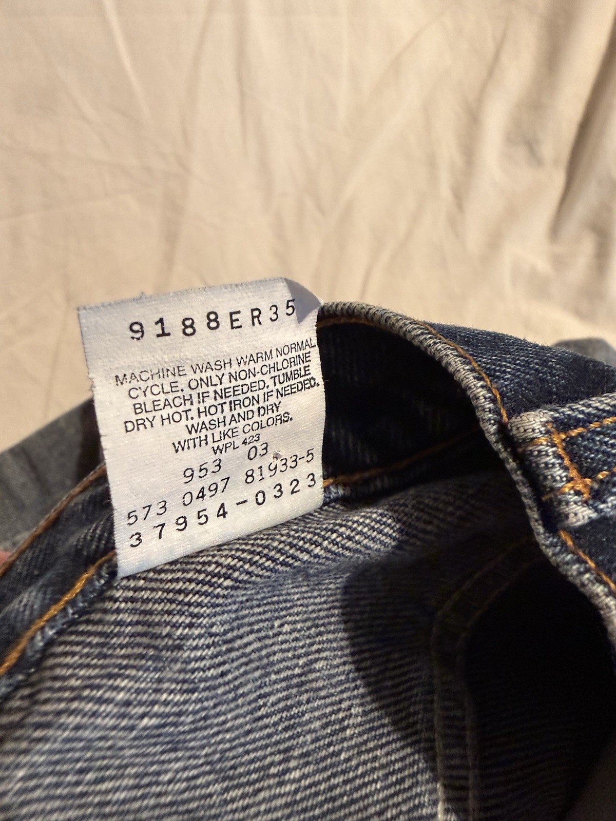 Levi’s Women’s Vintage 954 Made In Usa Dark Wash Seven Jr W 26” Orange Tab 90S