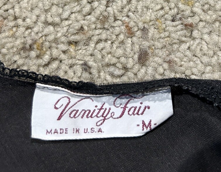Vintage VANITY FAIR size M FULL SLIP LACE Antron Nylon Lycra BLACK USA W24