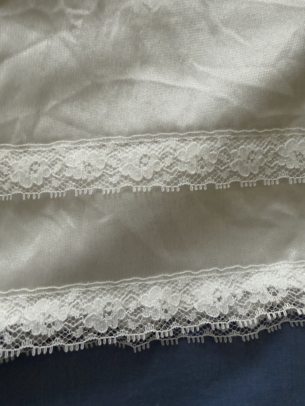 Vintage Dixie Belle 27” Nylon Half Slips (77013) white