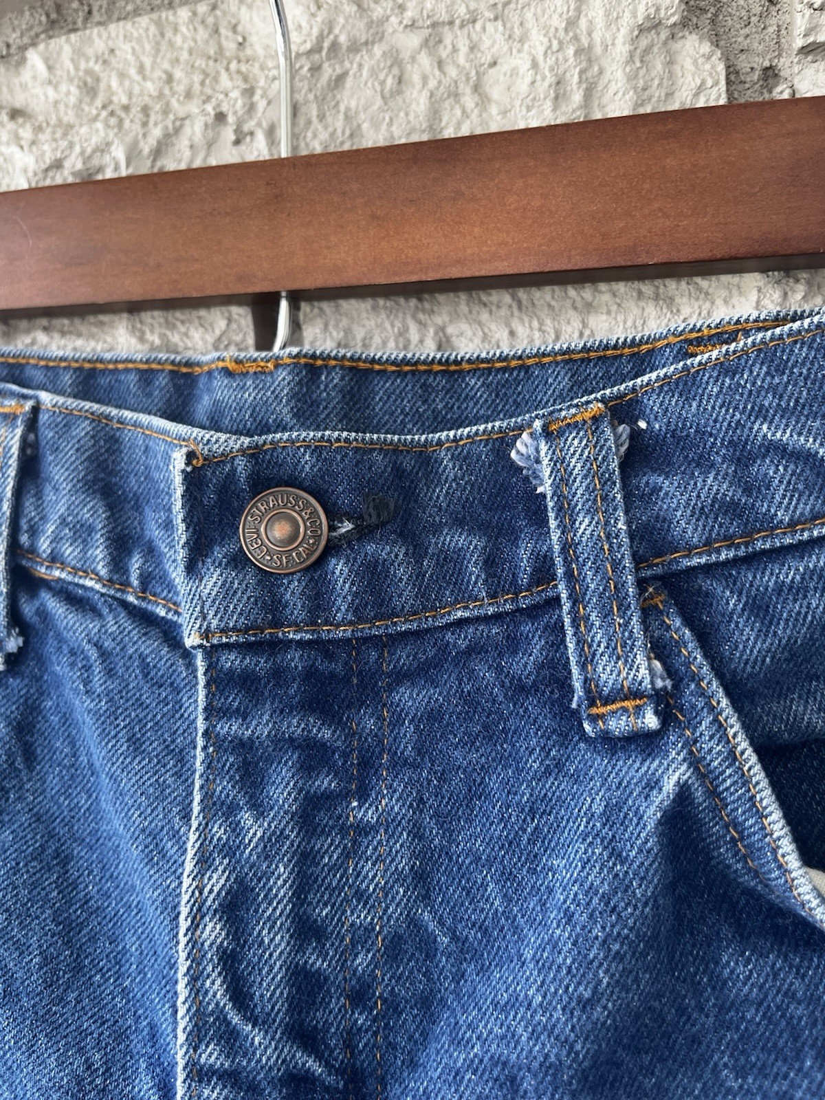 Vintage 684 Orange Tab Levi’s Darkwash Bell Bottom Jeans W31| L34
