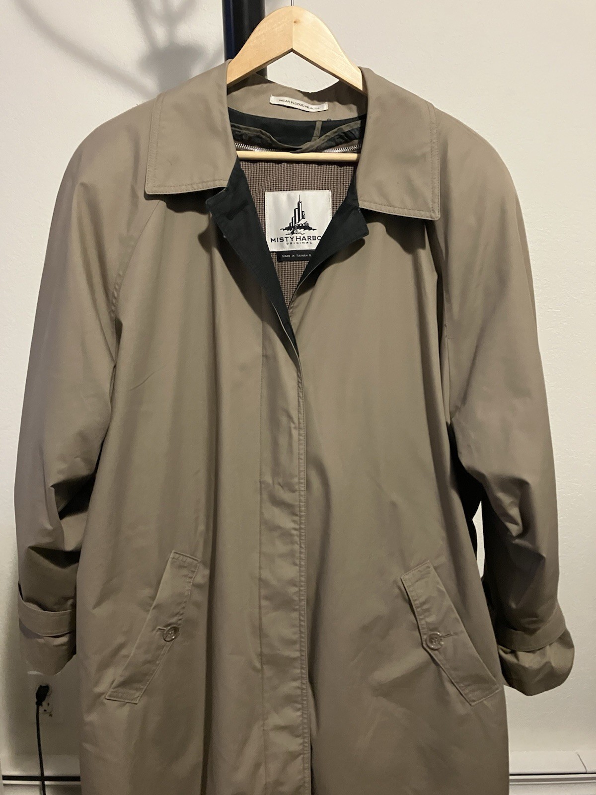 Vintage Misty Harbor Women&rsquo;s Size 18 Wool Blend Khaki Thick Trench Coat Lined