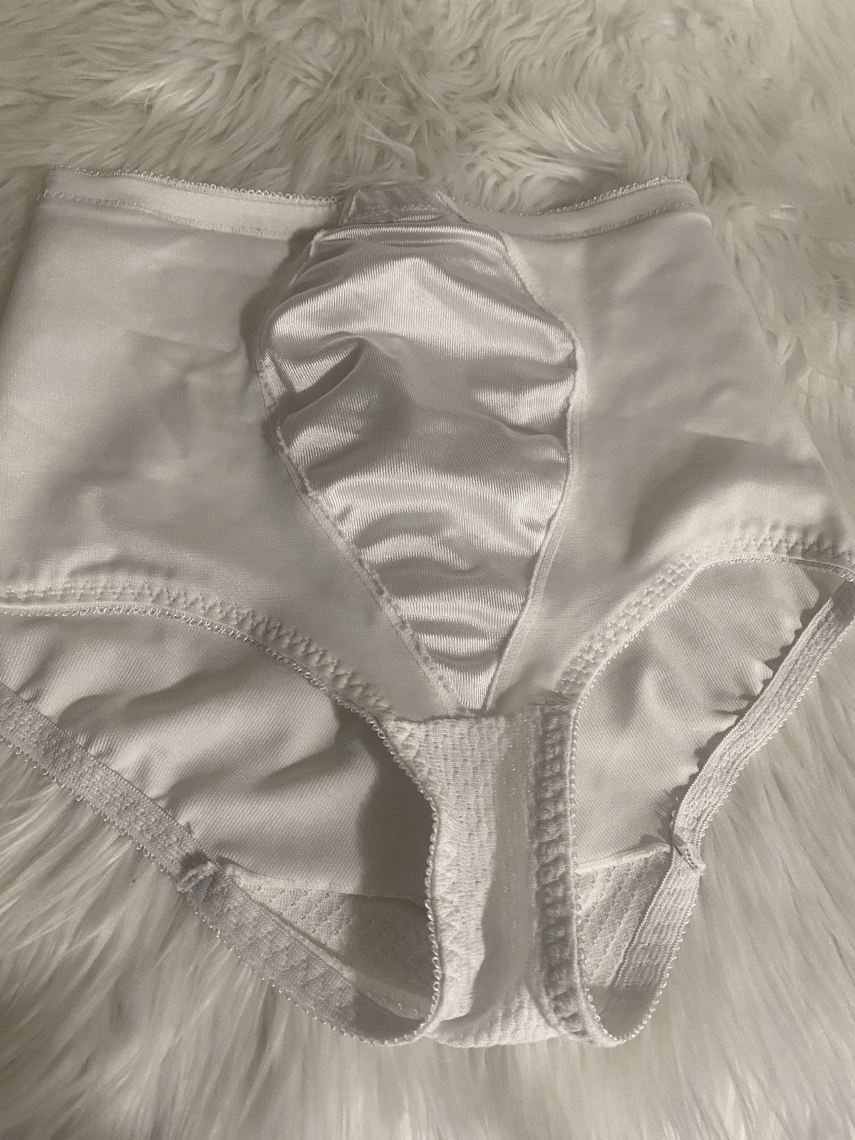 Vintage Cupid Girdle Shaper Panties size Large Nylon White Shiny
