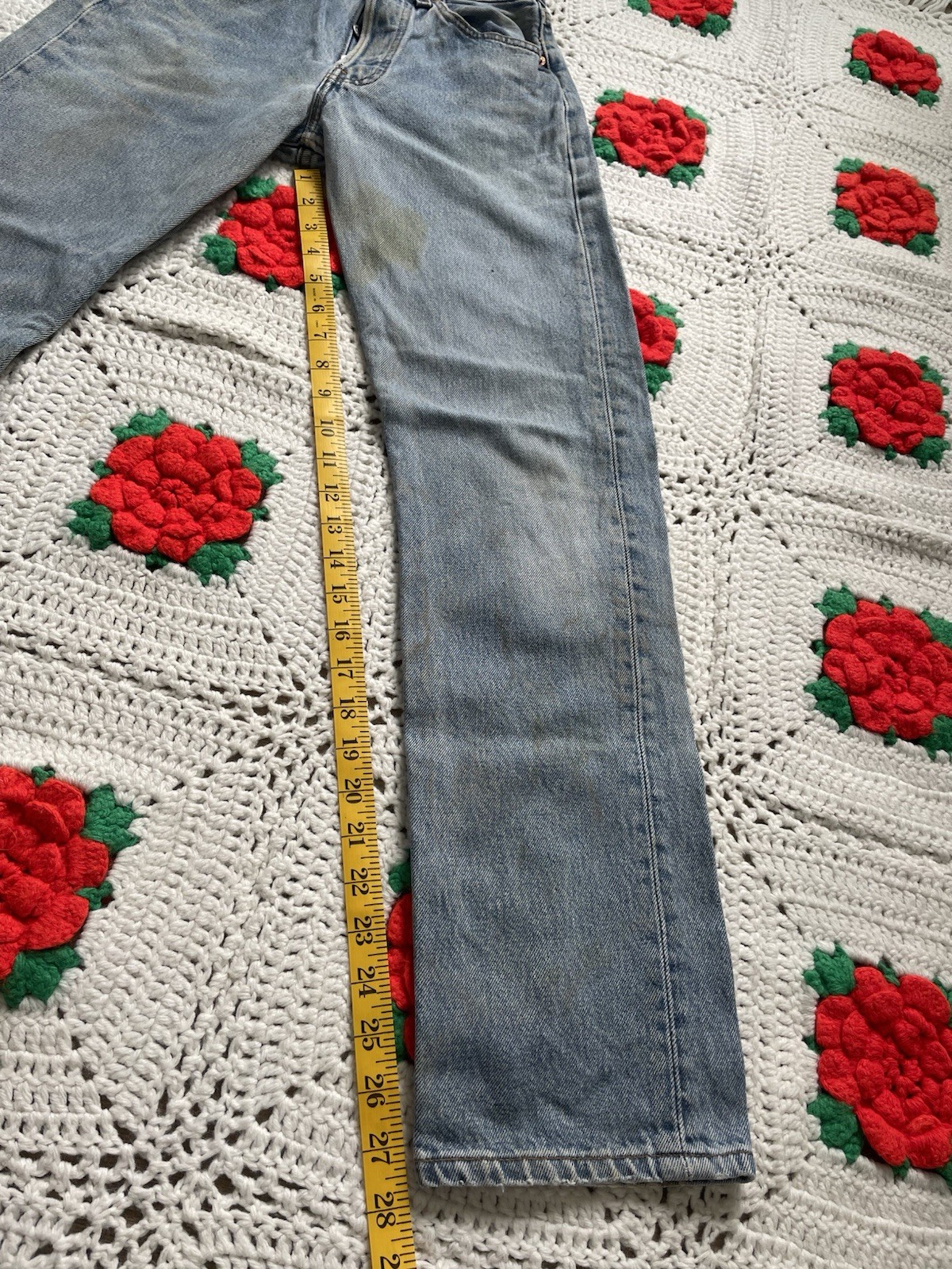 Vintage 90’s Levi’s 501 Jeans W26 Made in USA Light Wash Button Fly High Rise