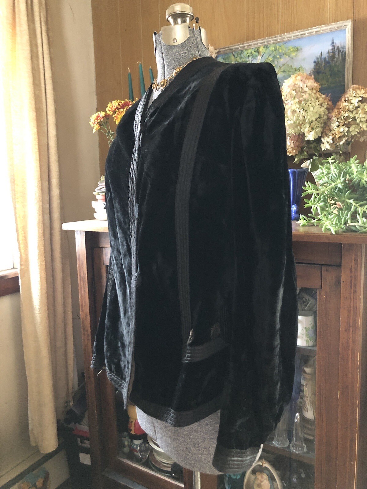 Vintage Antique 1900’s Edwardian Black Velvet JACKET THE PALMER Co. B 38” W 36”