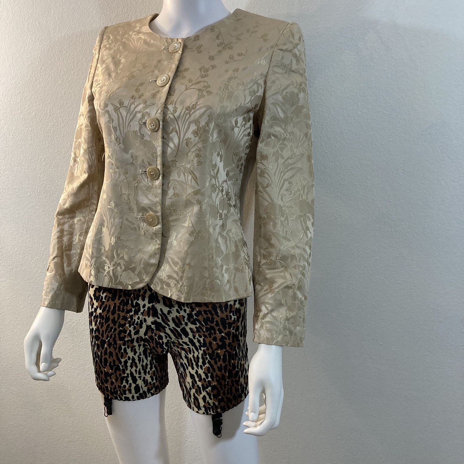 Valentino Brocade Blazer, Lady Jacket, Miss V, Size 10