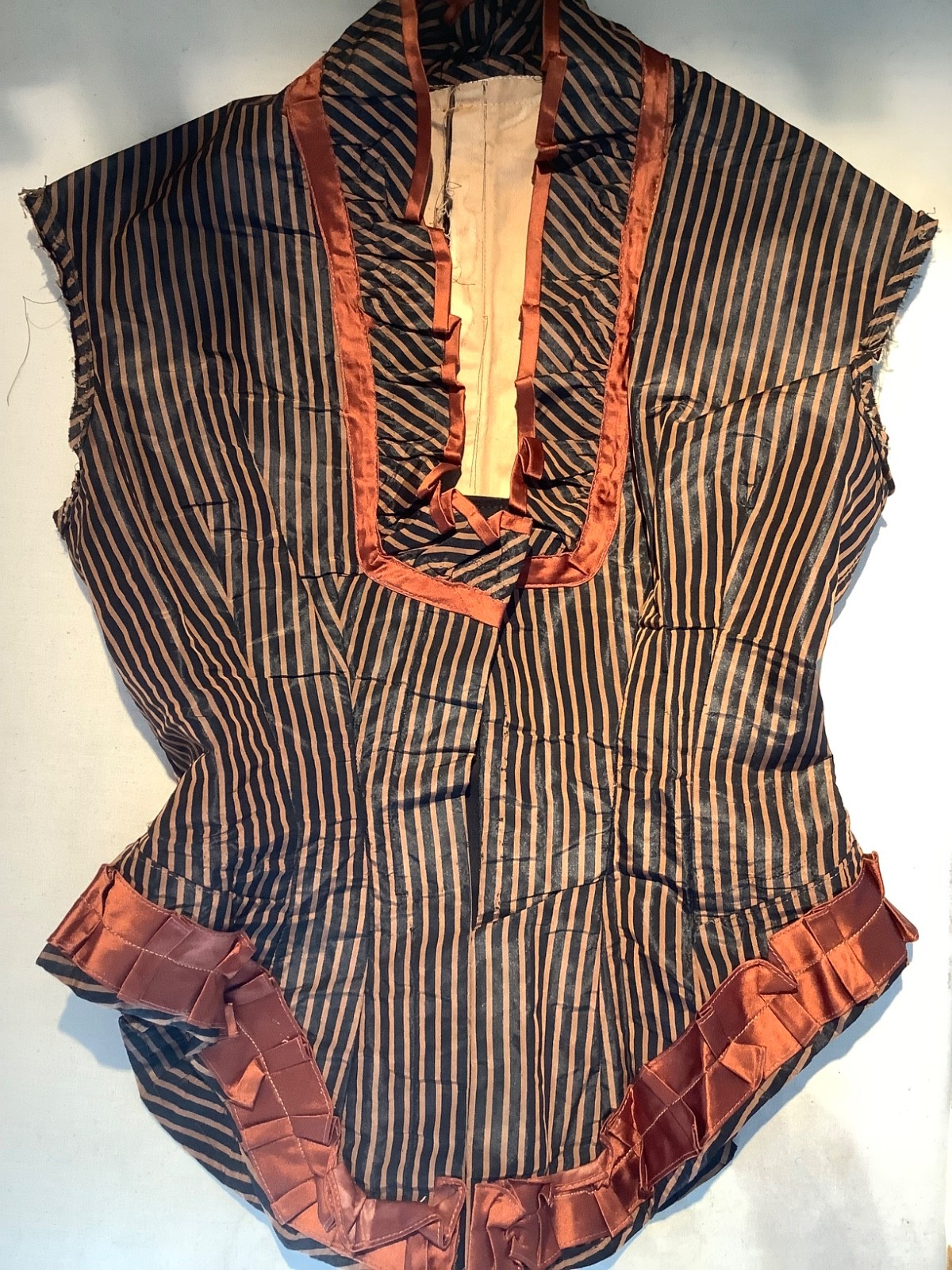 Victorian bodice Silk bustle 1880s corset Top sleeveless Stripe black Copper XXS