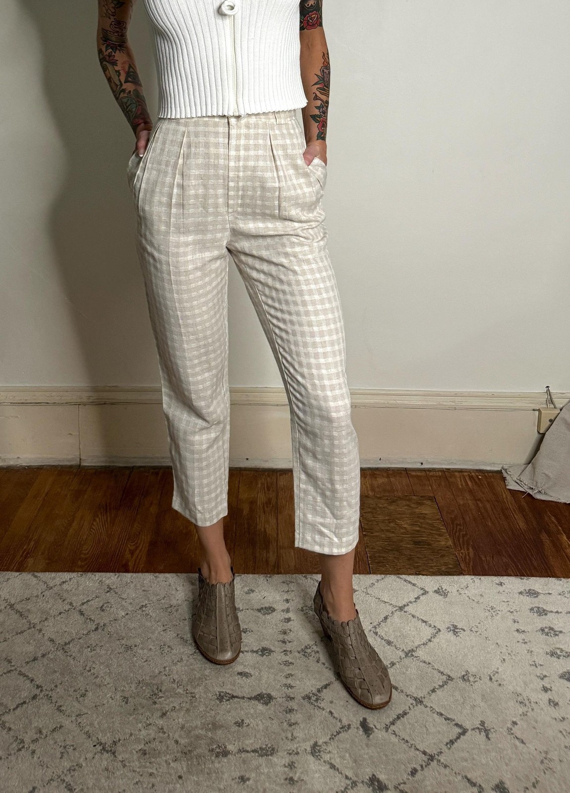vintage 80s high waisted pleated womens pants / linen trousers / checked slacks
