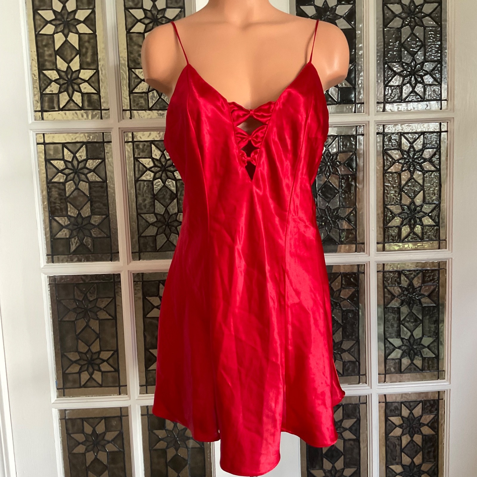 Vintage Frederick’s of Hollywood Silky Red Nightie Nightgown Sz. M