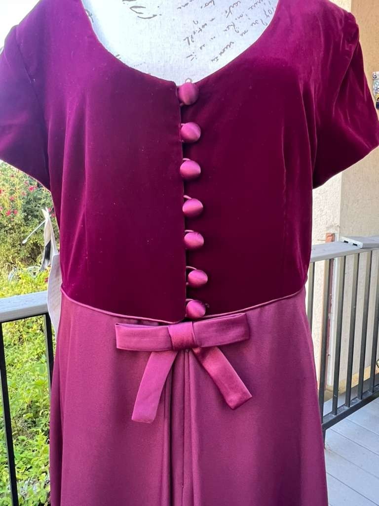 VTG Liz Claiborne Night Dress 14 NWT Red Velvet Gown Bridgerton Regencycore 90s