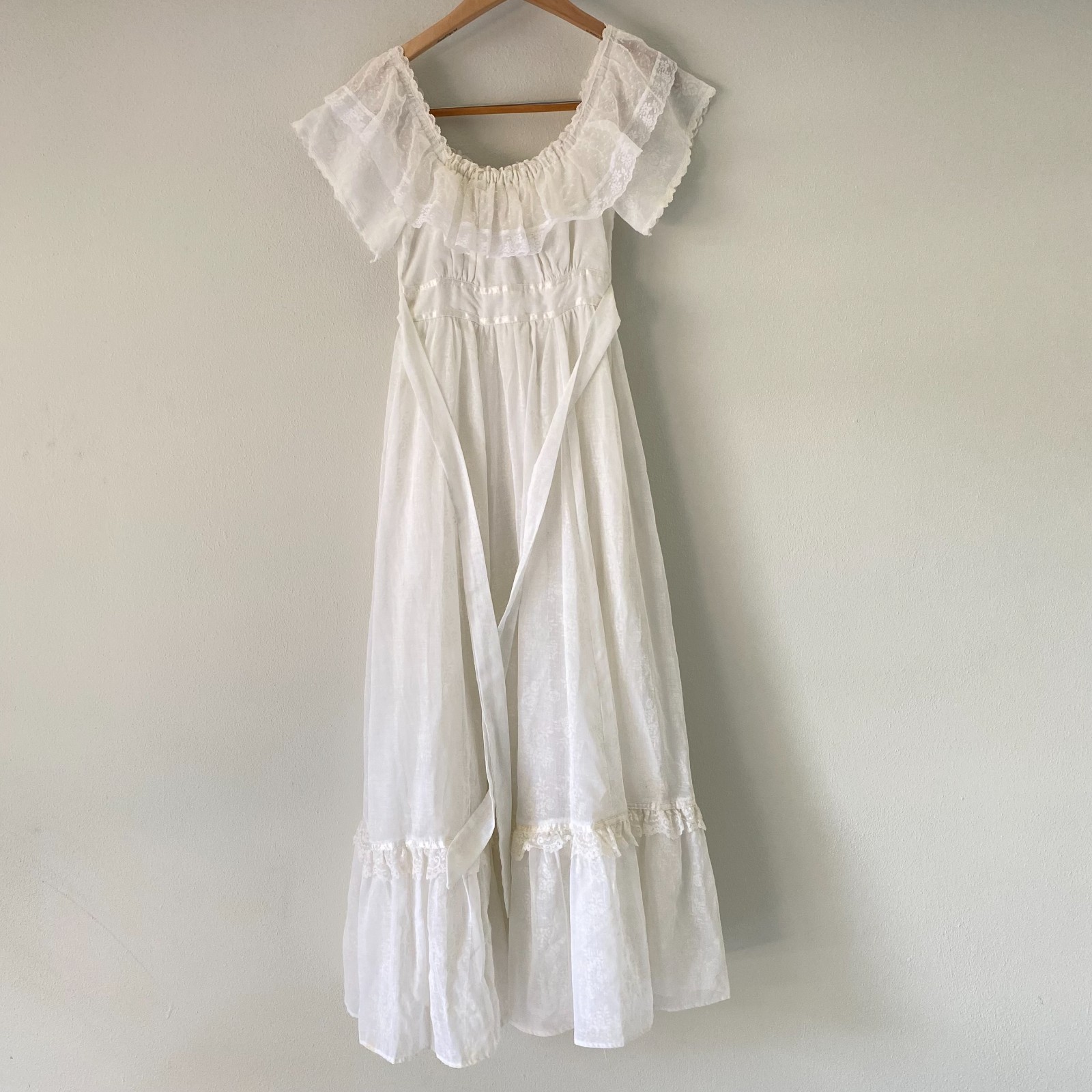 Vintage Gunne Sax Dress XXS XS 1970s Off the Shoulder tie gauze lined