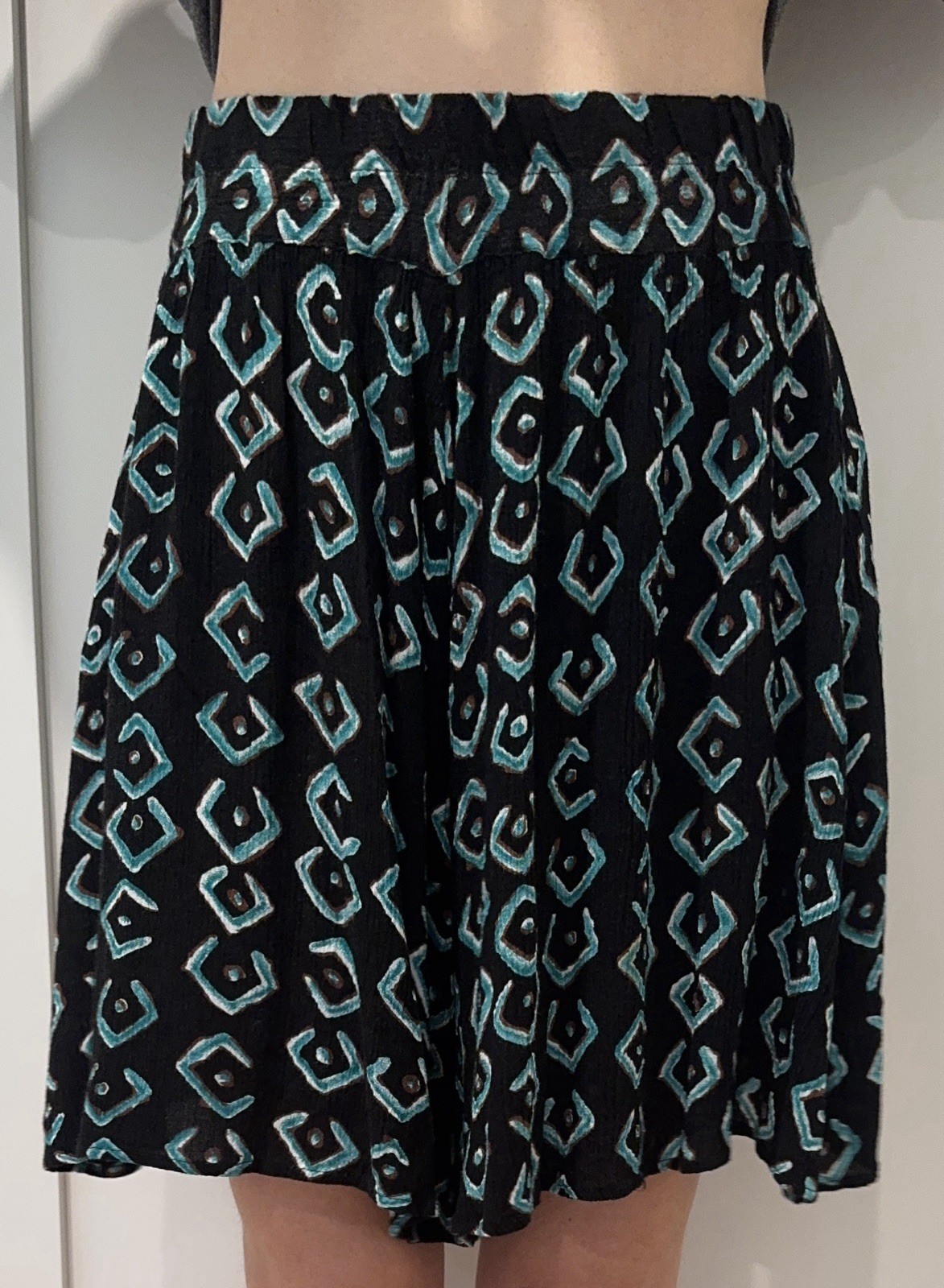 Vintage 90s Rayon Crinkle Skort S Black Teal Geometric Tribal Boho Festival