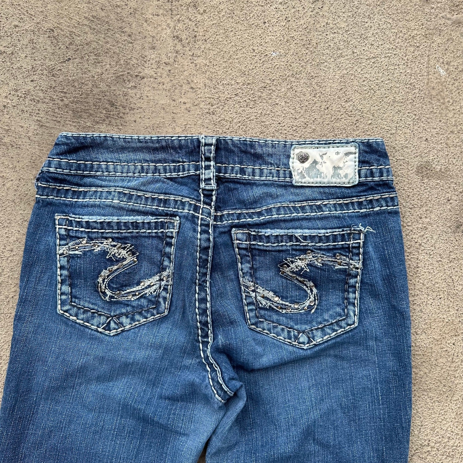 Y2K Silver Suki Jeans size 30×32