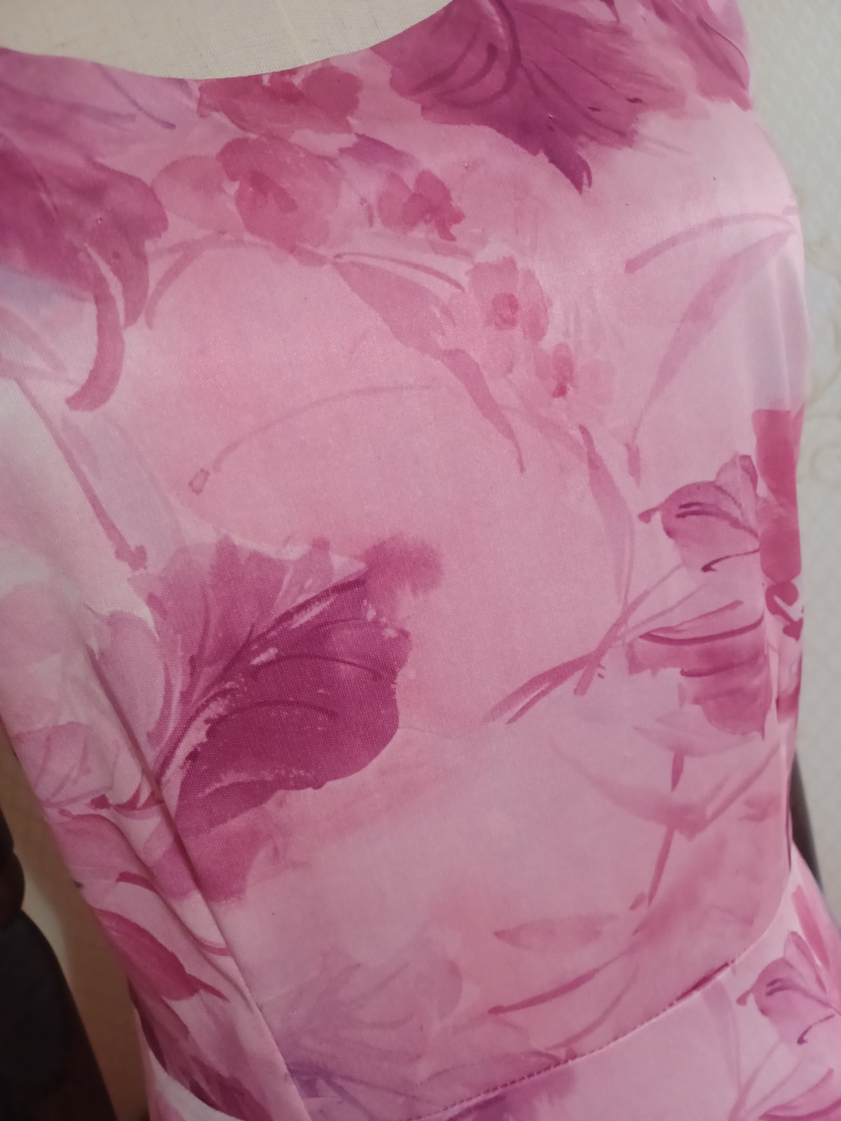 Vintage 1960s/70s Pink Pastel Romantic Mod Garden Party Watercolor Floral Dress