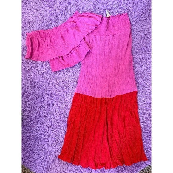 Vici dolls Flying tomato 2 piece skirt and top set pink and red size medium