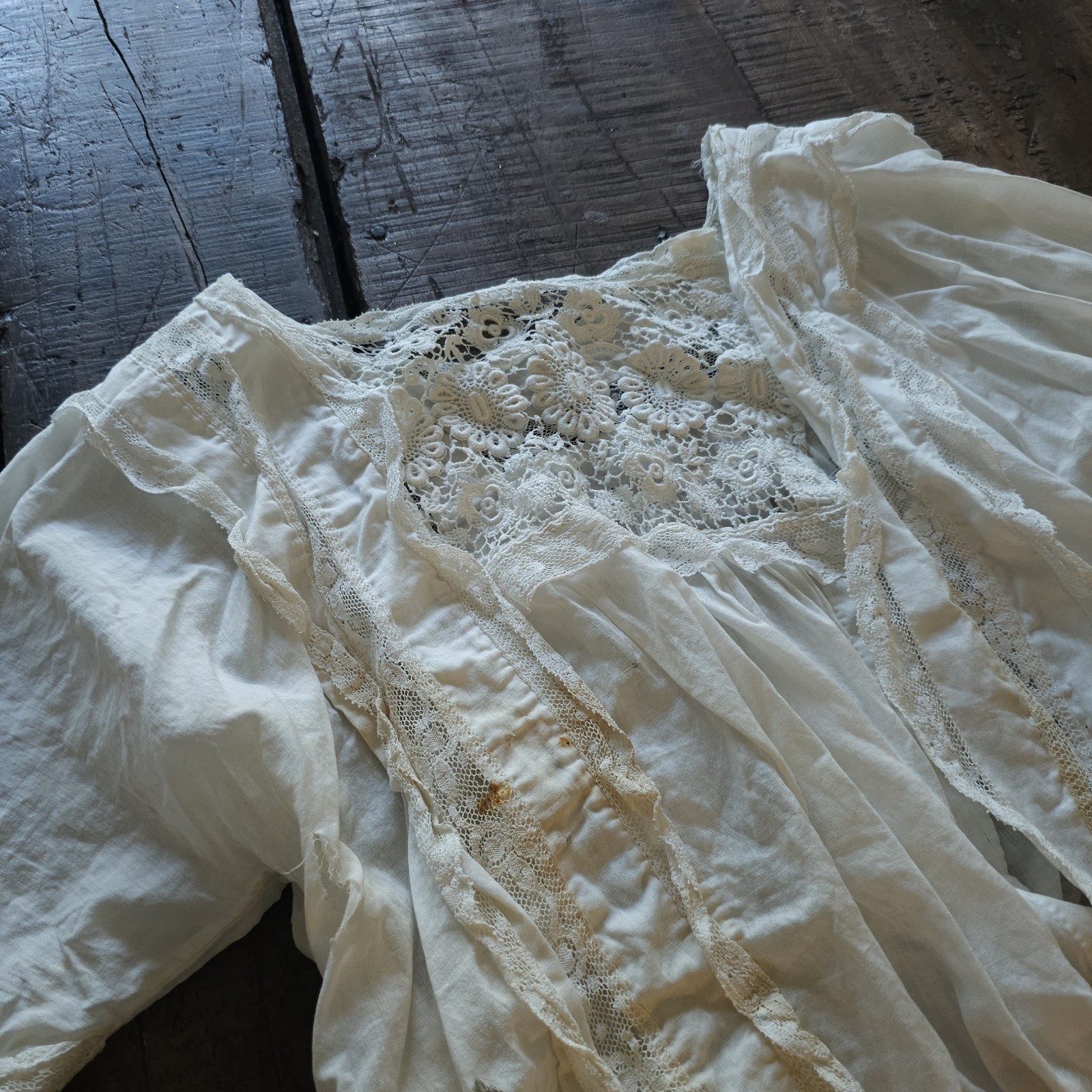 White Lace & Cotton Blouse w/ Floral Embroidery Antique 1910s Edwardian Shirt