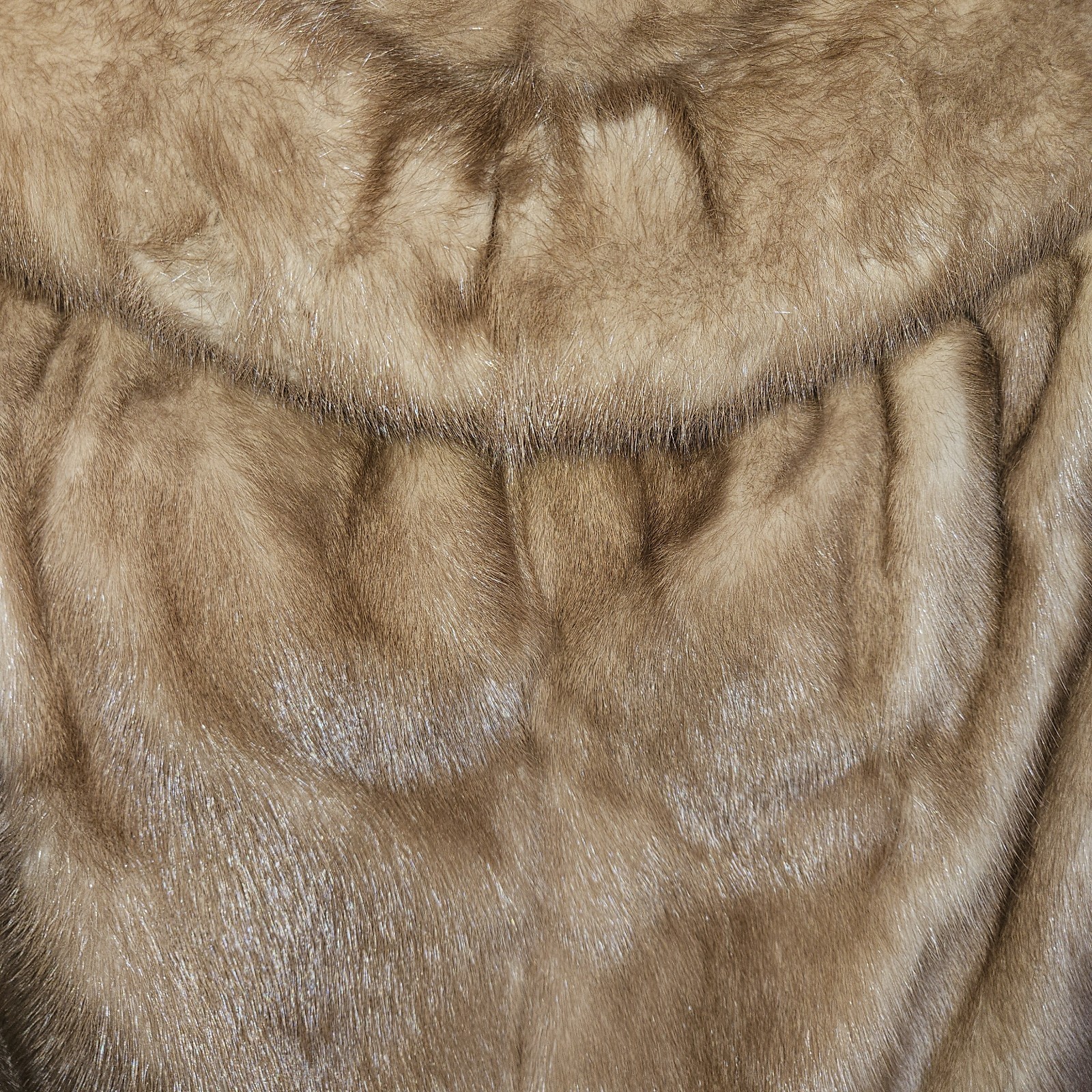 Mink Genuine Fur Vintage Immaculate Condition Stroll Brown Pockets Collar Button