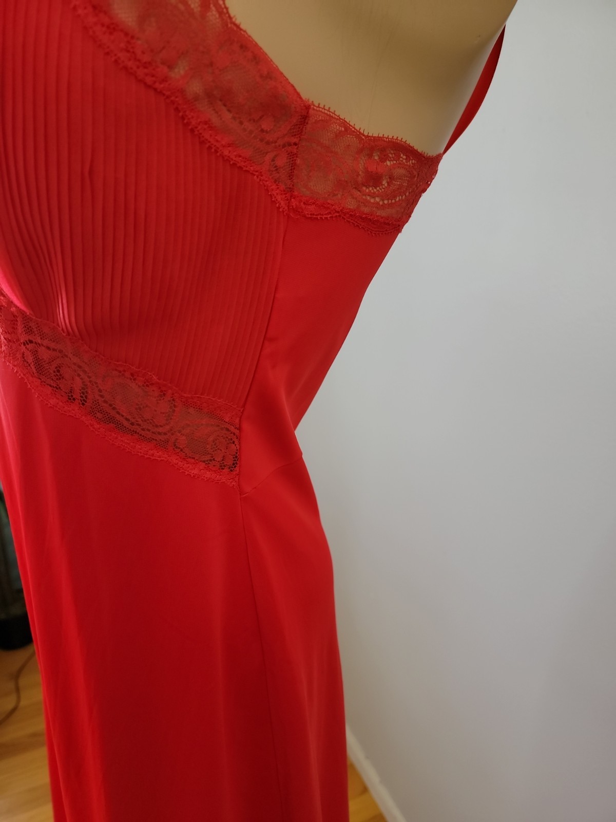 Vintage Charmode All Nylon Red Full Slip Pleated/Lace Detail Size 36 Tall