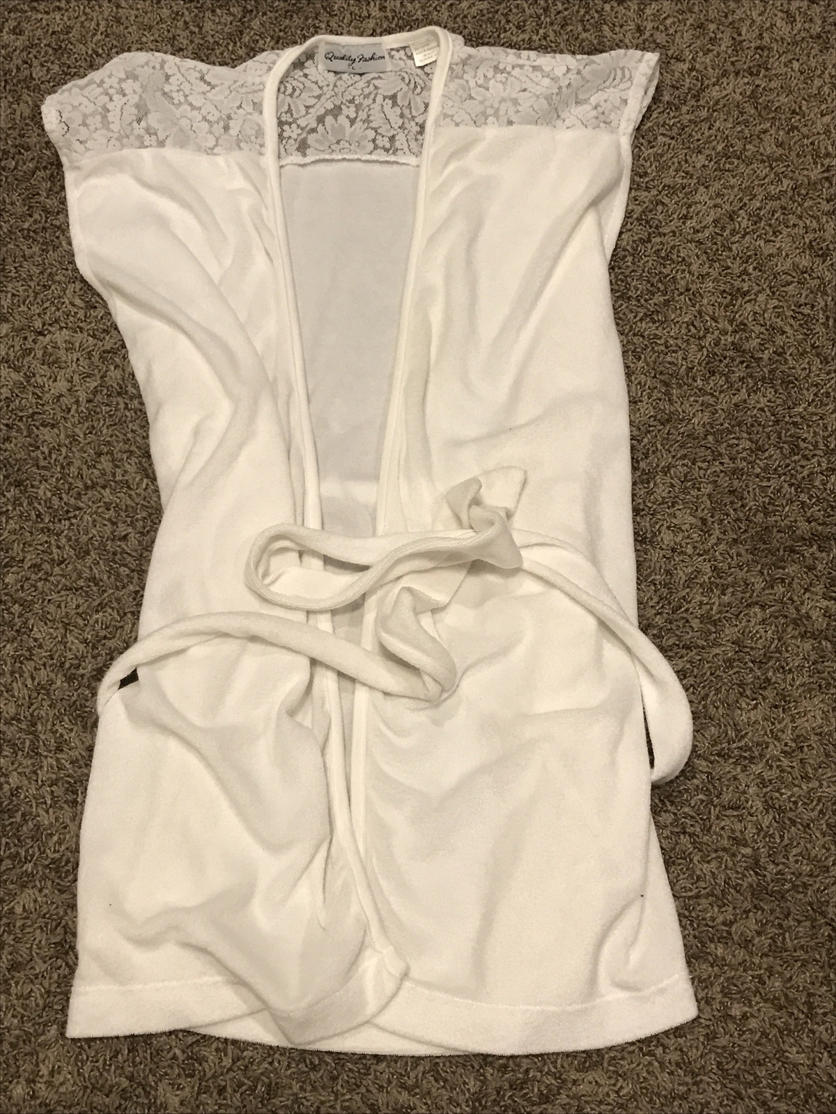 Vintage ‘quality Fashion’ Brand Robe White Womens L Polyester Blend B12