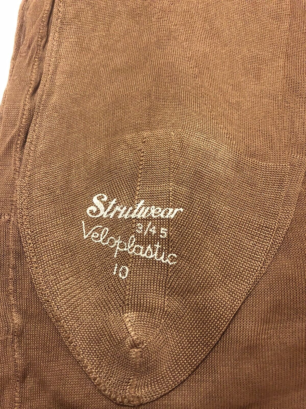 Vintage Stocking Garter Seam Hosiery Strutwear 3/45 Veroplastic Sheer RHT Size10