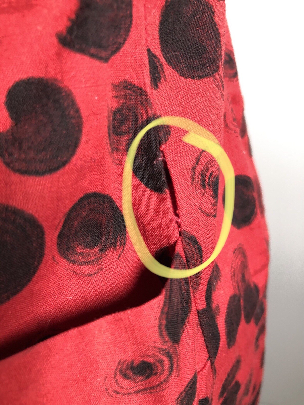Vintage 1950s Red Black Abstract Polka Dot Wiggle Dress Pencil Skirt 33-26-34