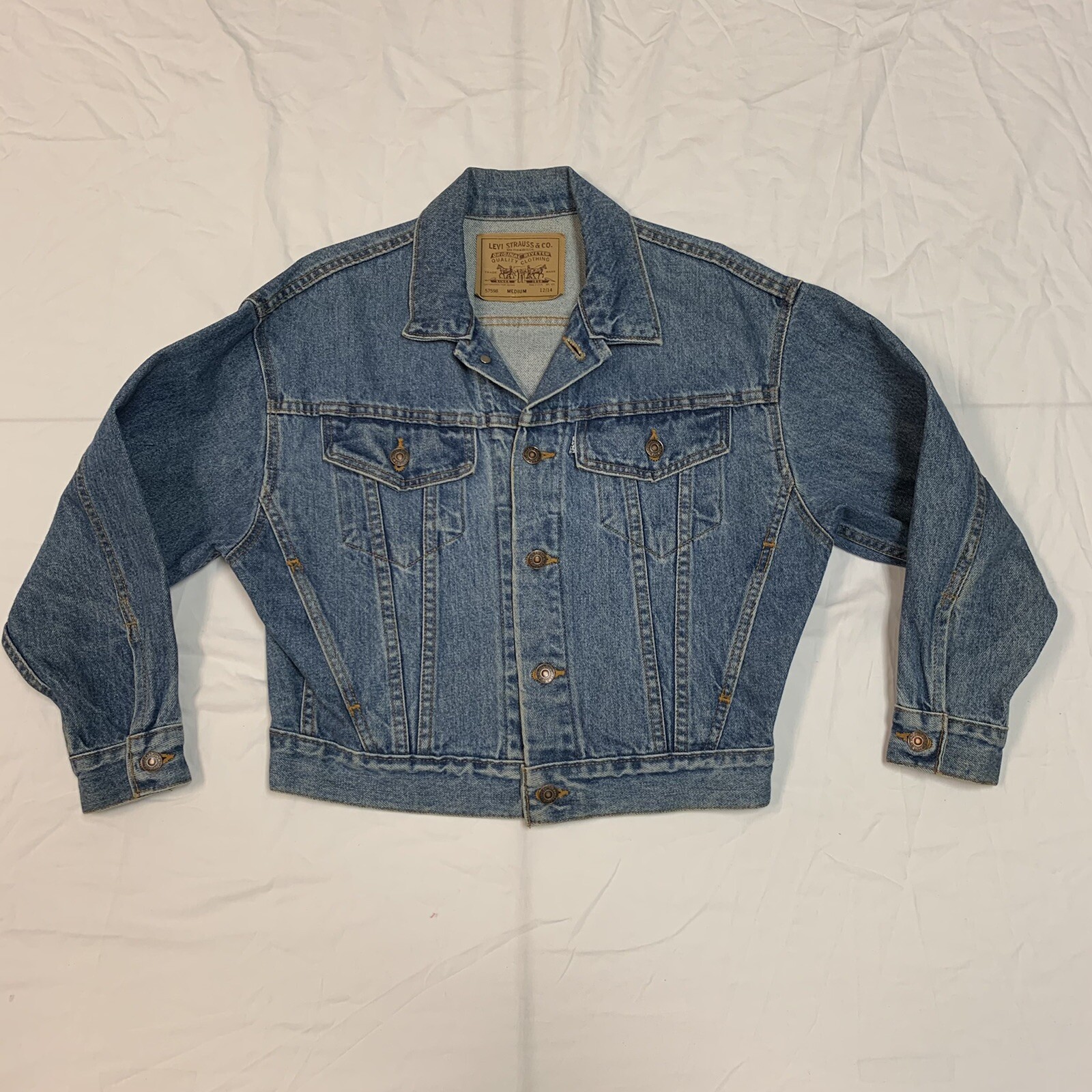 Womens Vintage Levis Denim Jacket Medium 12/14 57598 Embroidered Fish Patch Bass