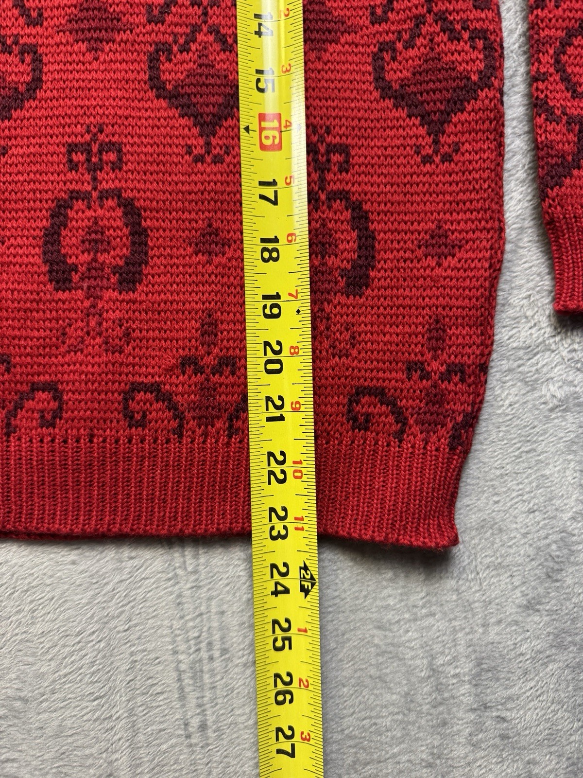 Vintage 100% Wool Sweater Long Sleeve Damask Pattern Austria Small Red
