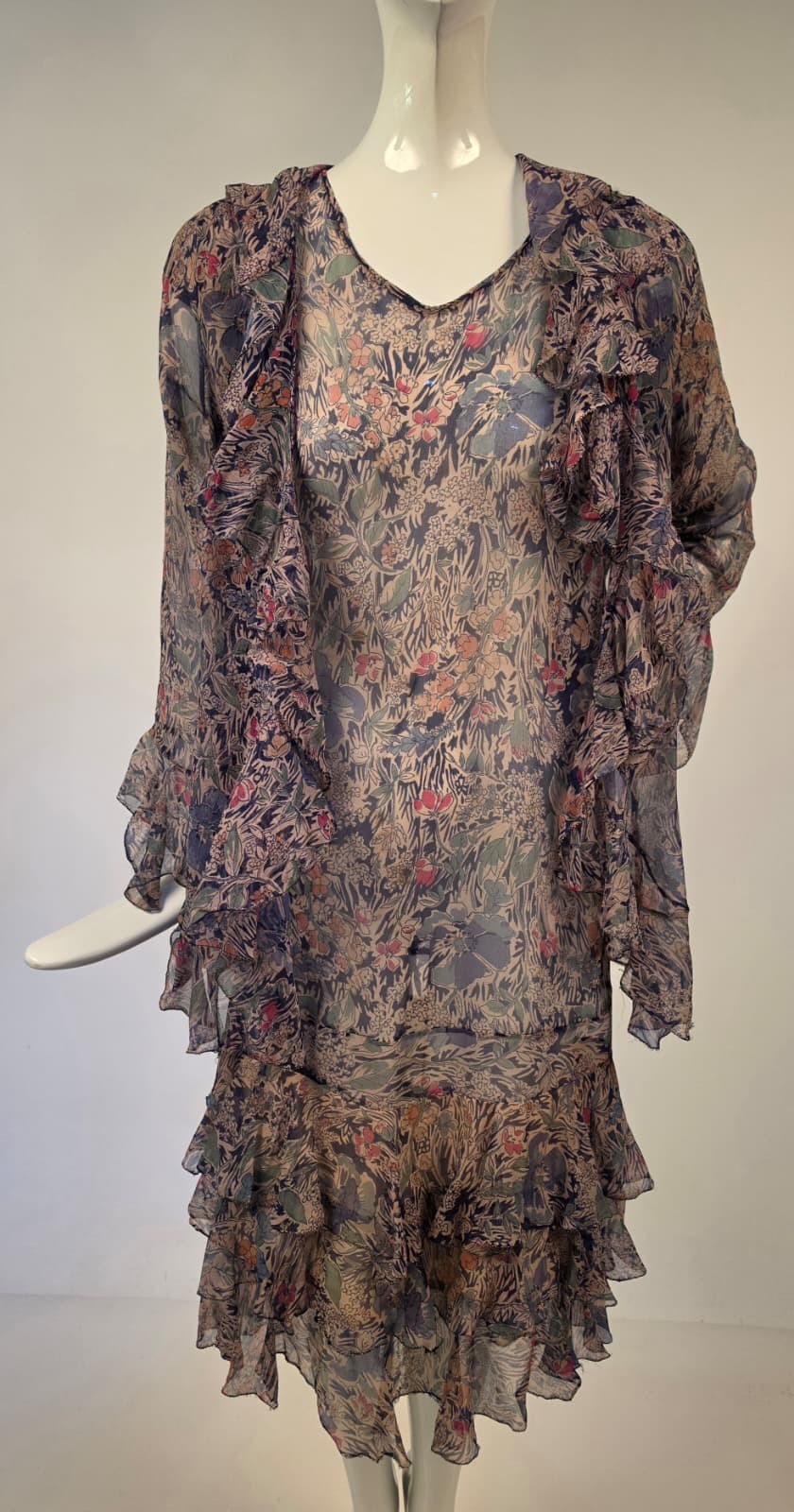 FLAPPER 1920’S FLORAL PRINT SILK CHIFFON DRESS W RUFFLE BOTTOM + MATCHING JACKET