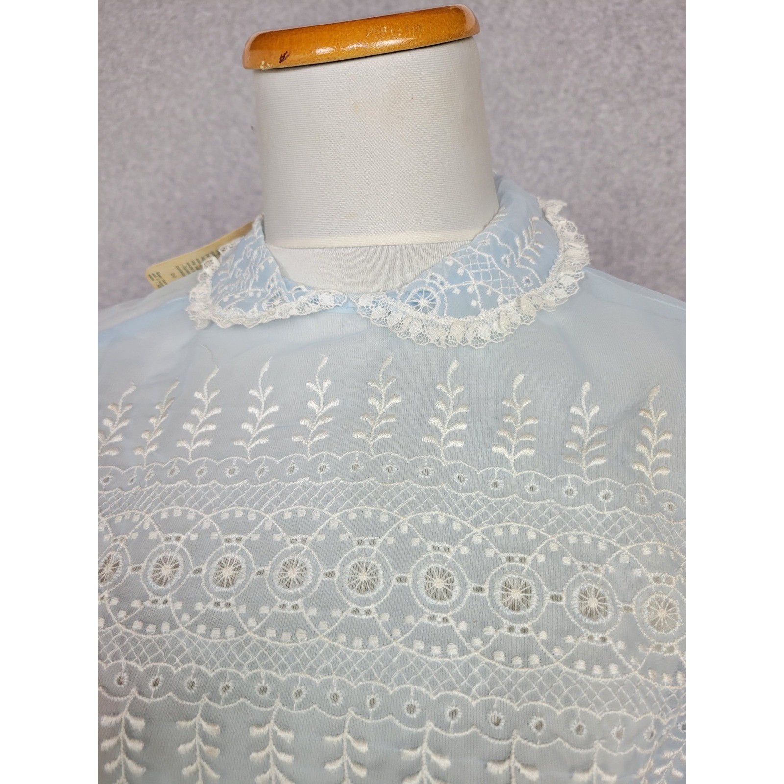 Vintage Kay Lord Blue Sheer Nylon Embroidered Lace Peter Pan Blouse Size 38 NWT