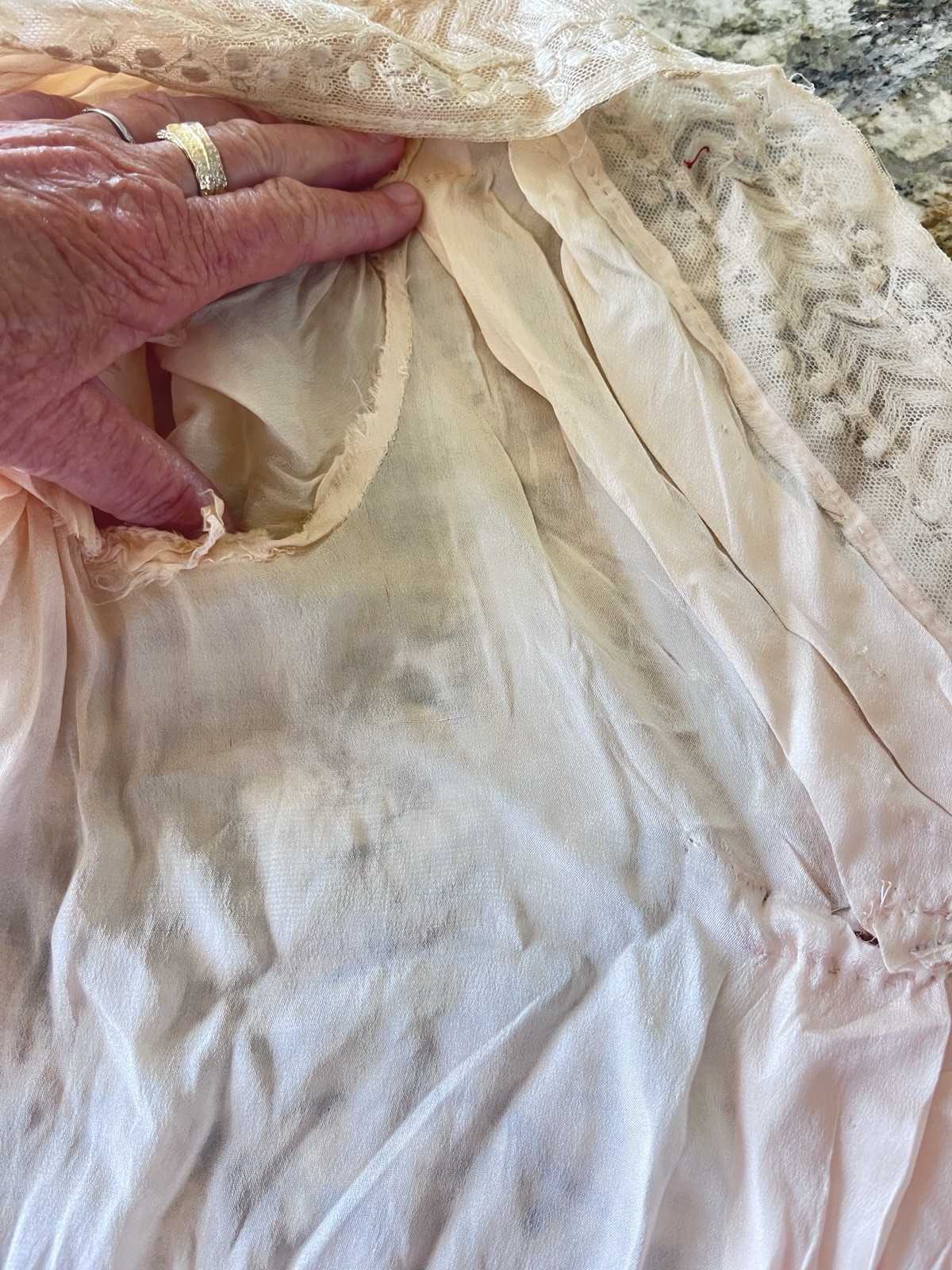 Edwardian Early 20s silk boudoir jacket blush pink with lace trim AS IS