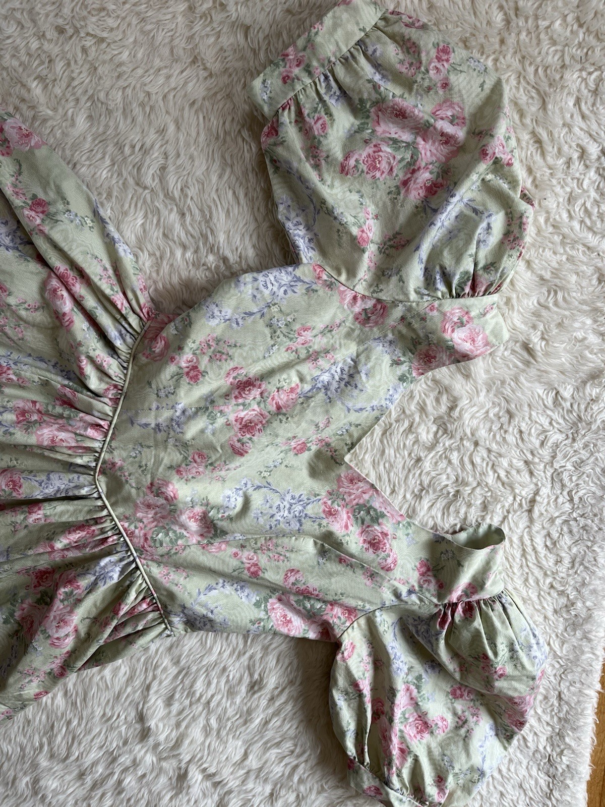 VTg Laura Ashley Dress Size 8 80s Puff Sleeve Floral Bow Green Prairie Cottage