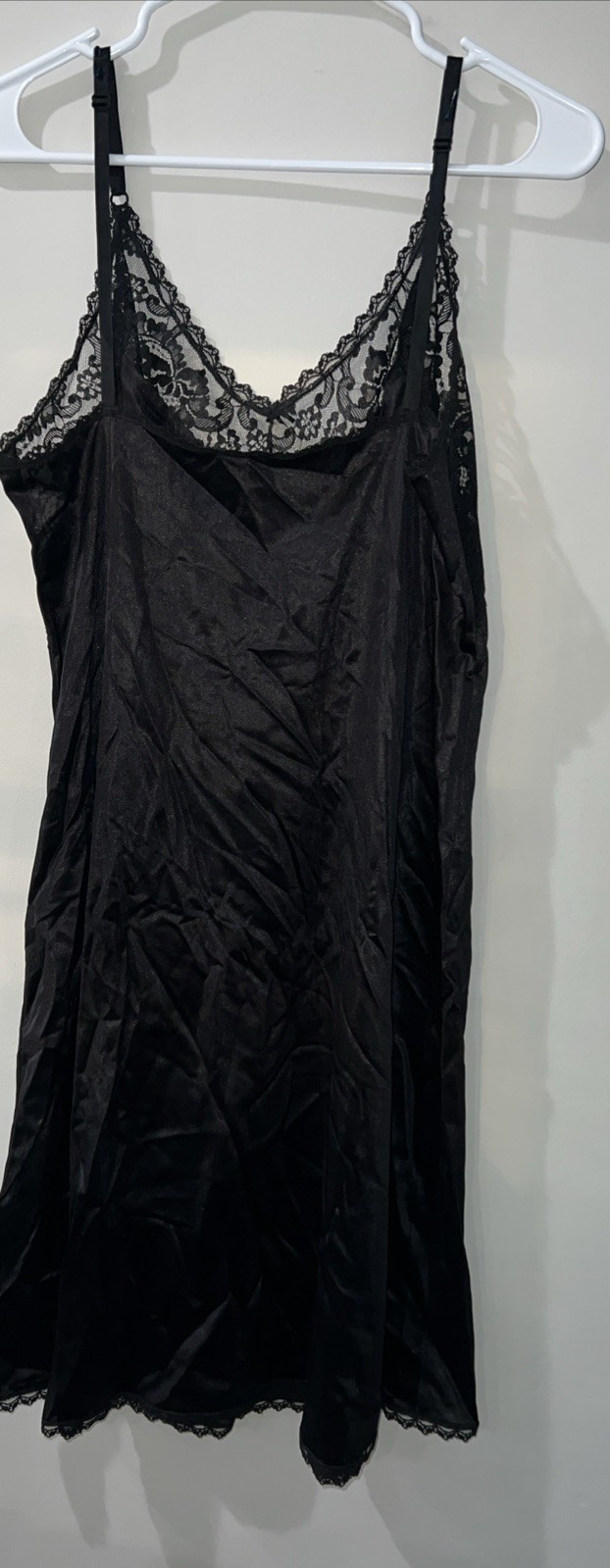 Vintage Maidenform Something Special Nylon Black Slip w/ Lace Size 38-Nice